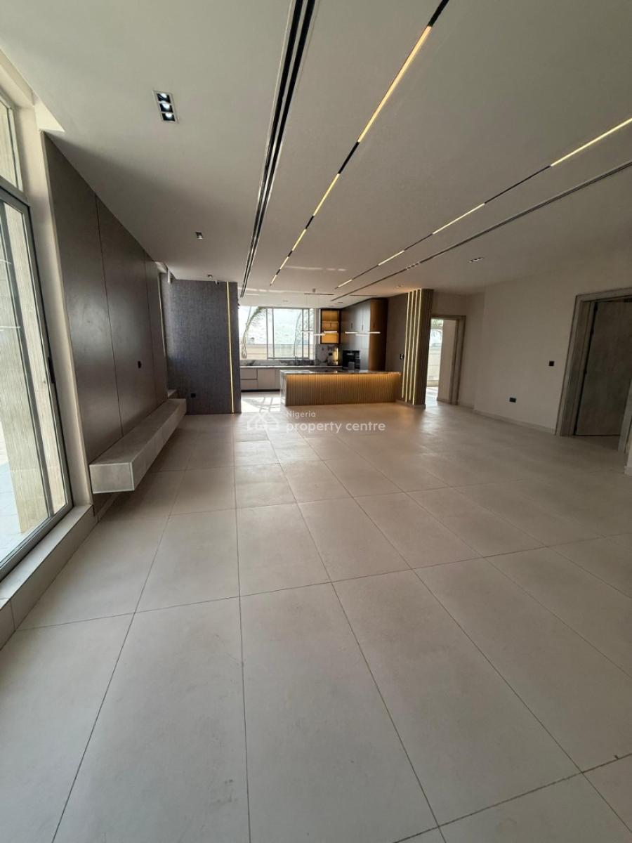 2 Bedroom Penthouse with Gazzebo,pool, Water Fountain, Gym ,wet & Dry, Lekki Phase 1, Lekki, Lagos, Terraced Duplex for Sale