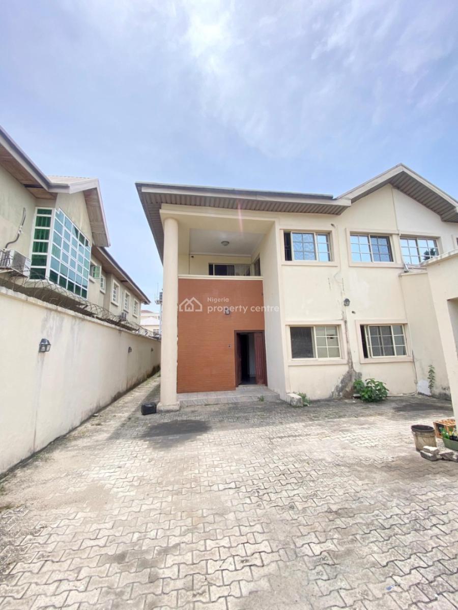 Exquisite 5 Bedroom Spacious Semi Detached Duplex with 2 Rooms Bq, Lekki Phase 1, Lekki Phase 1, Lekki, Lagos, Semi-detached Duplex for Rent