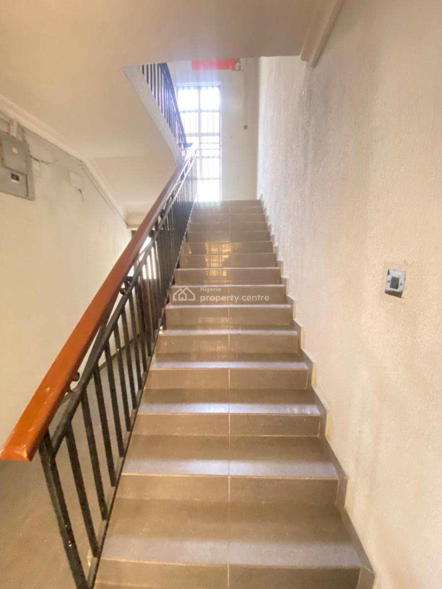 Exquisite 5 Bedroom Spacious Semi Detached Duplex with 2 Rooms Bq, Lekki Phase 1, Lekki Phase 1, Lekki, Lagos, Semi-detached Duplex for Rent