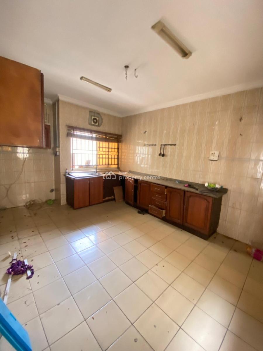 Exquisite 5 Bedroom Spacious Semi Detached Duplex with 2 Rooms Bq, Lekki Phase 1, Lekki Phase 1, Lekki, Lagos, Semi-detached Duplex for Rent