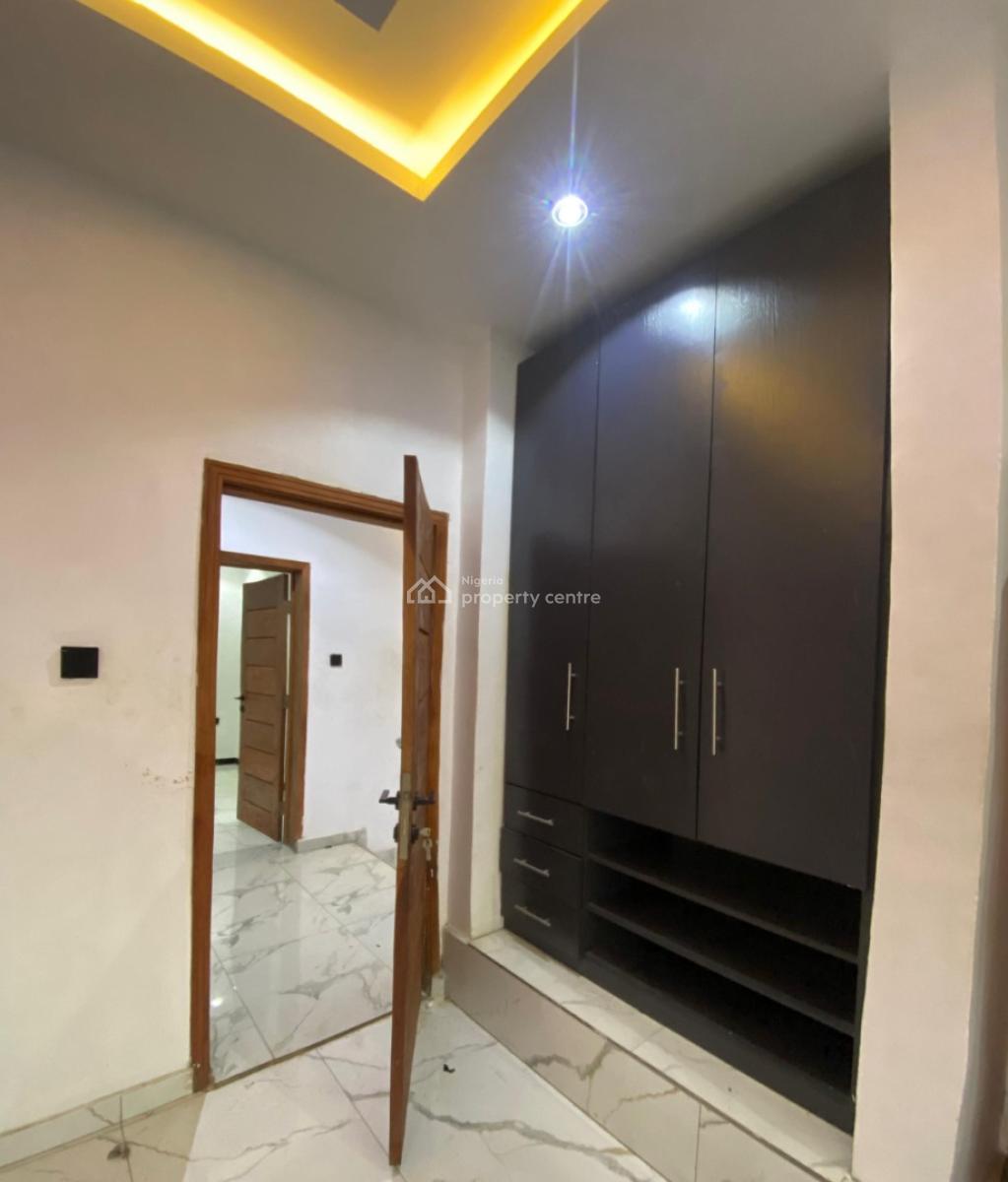 2 Bedrooms Terrace Duplex with a Bq, Ogombo Road, Ajah, Ajah, Lagos, Flat / Apartment for Rent