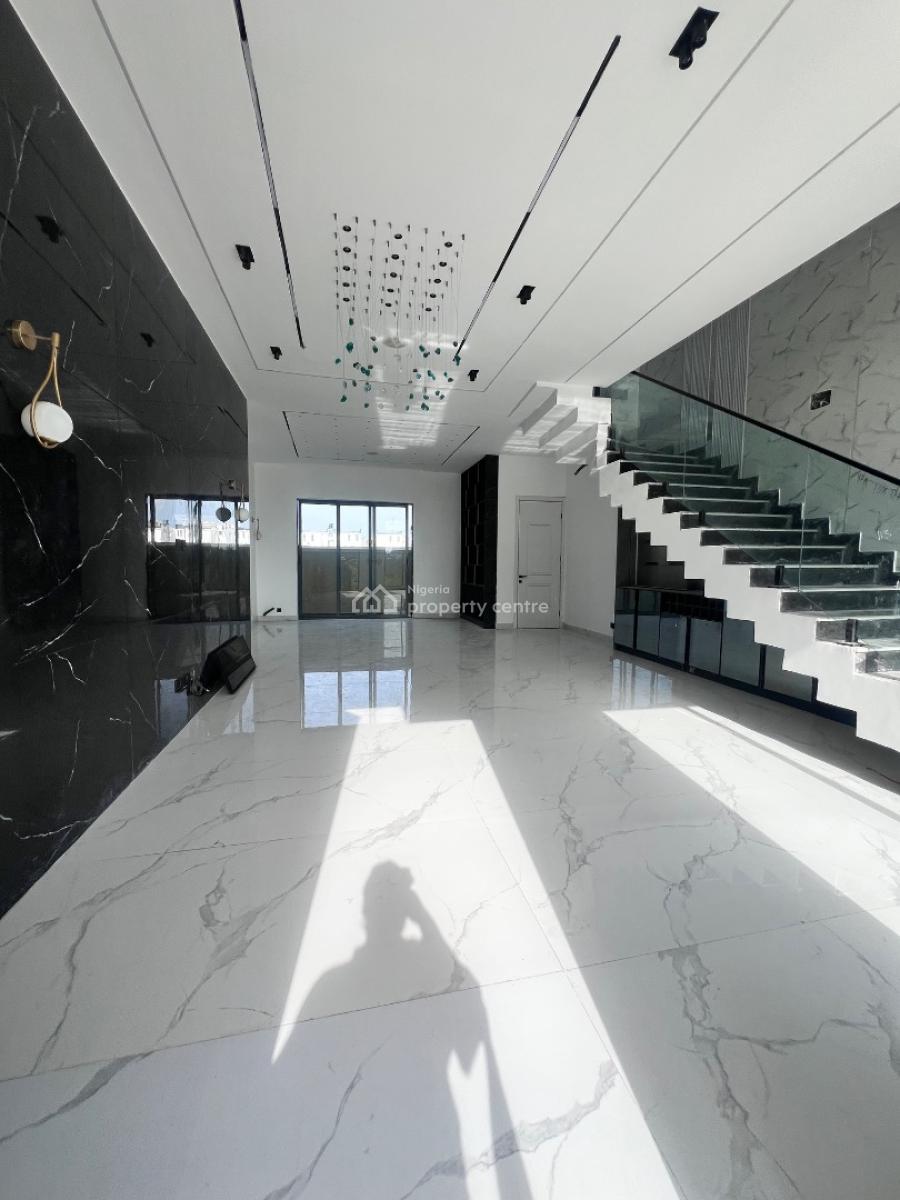 5 Bedroom Terrace Duplex in with Bq, Lekki Phase 1, Lekki, Lagos, Terraced Duplex for Sale