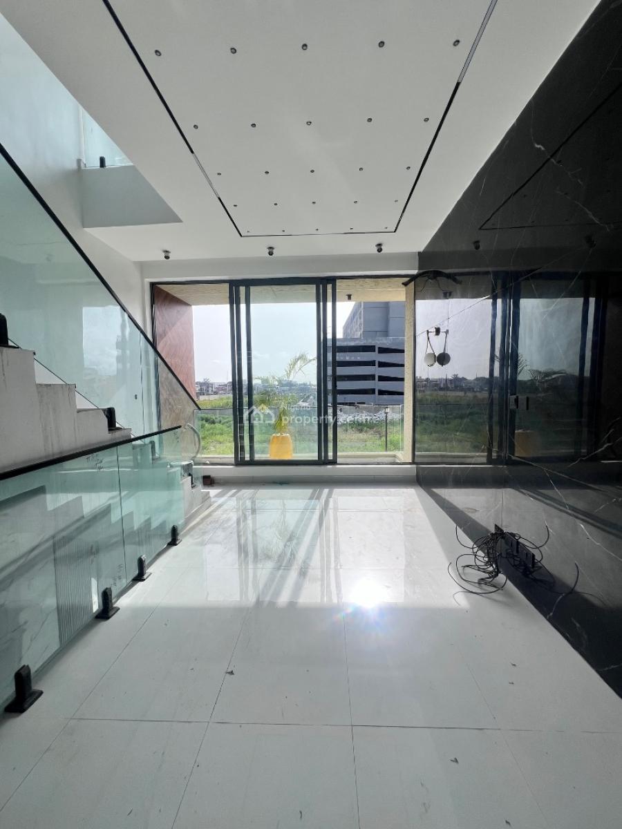 5 Bedroom Terrace Duplex in with Bq, Lekki Phase 1, Lekki, Lagos, Terraced Duplex for Sale