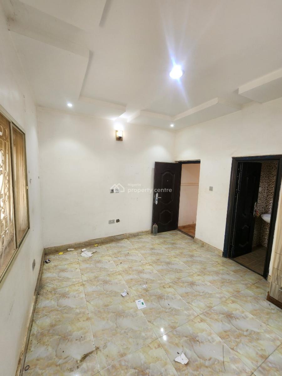 Luxury Two Bedroom Block of Flat, News Engineering Dawaki, Dawaki, Gwarinpa, Abuja, Flat / Apartment for Rent