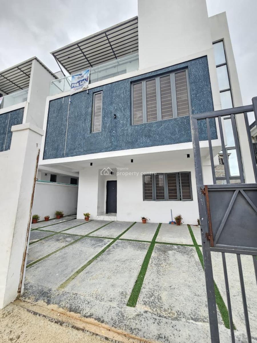 Well-built Luxury Spacious 4 Bedroom Fully Detached Duplex with Bq, Ologolo, Lekki, Lagos, Detached Duplex for Sale