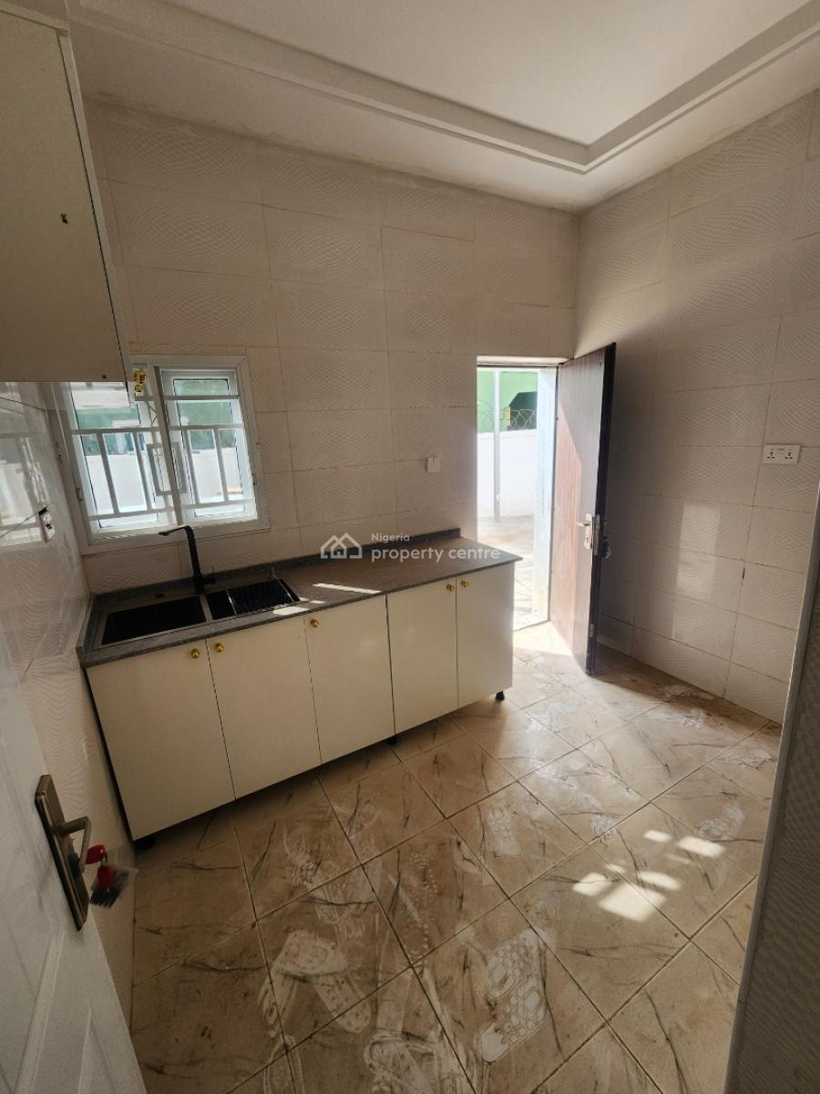 Luxury Two Bedroom Block of Flat, News Engineering Dawaki, Dawaki, Gwarinpa, Abuja, Flat / Apartment for Rent