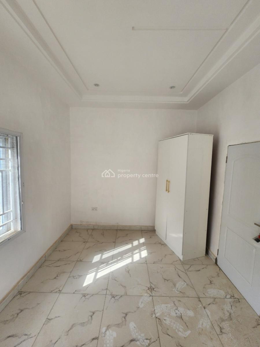 Luxury Two Bedroom Block of Flat, News Engineering Dawaki, Dawaki, Gwarinpa, Abuja, Flat / Apartment for Rent