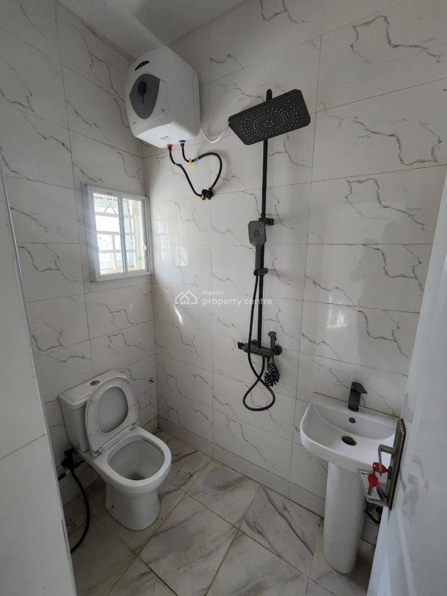 Luxury Two Bedroom Block of Flat, News Engineering Dawaki, Dawaki, Gwarinpa, Abuja, Flat / Apartment for Rent
