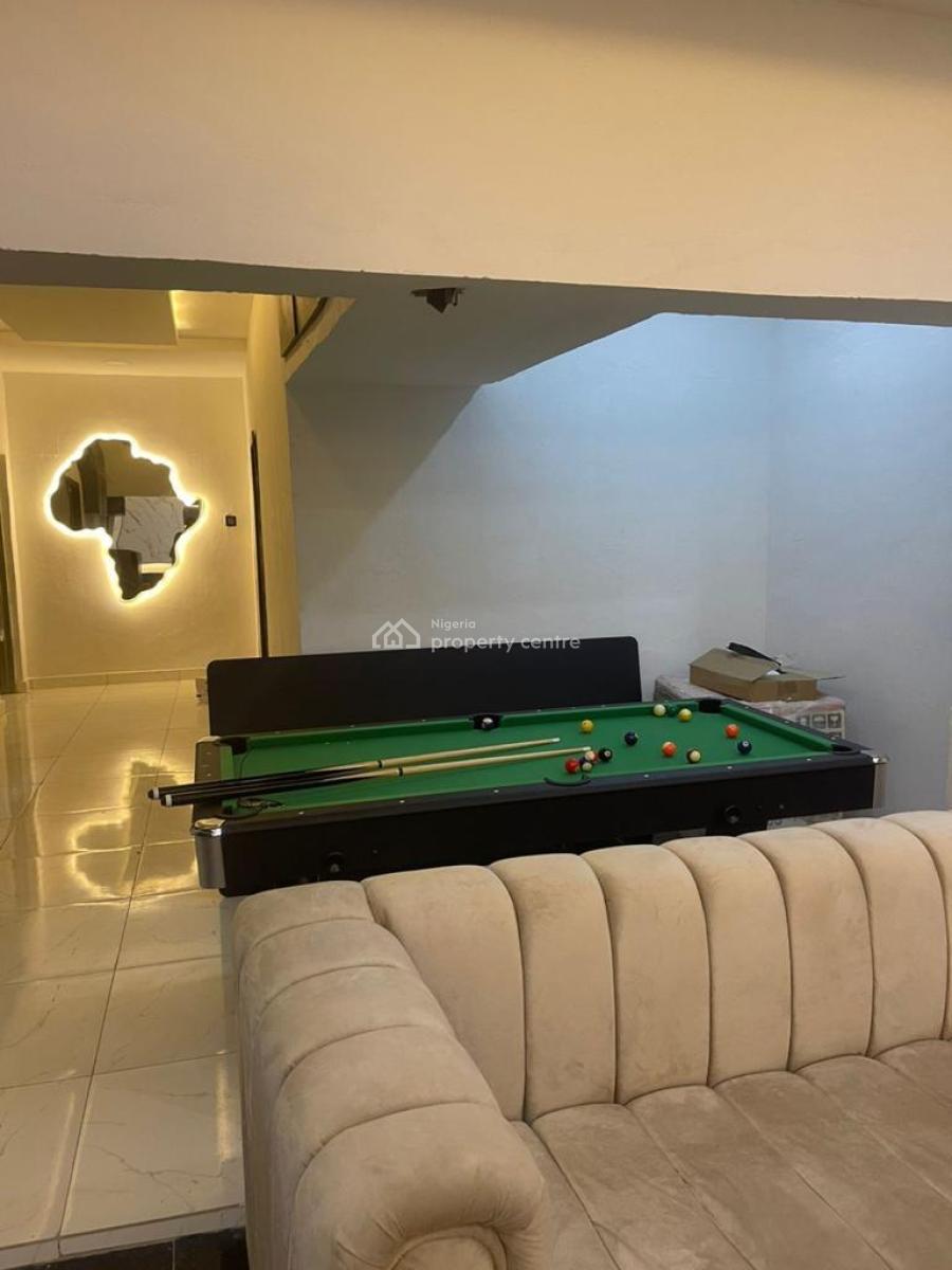 Luxury 4 Bedroom +snooker, Wuse 2, Abuja, Flat / Apartment Short Let