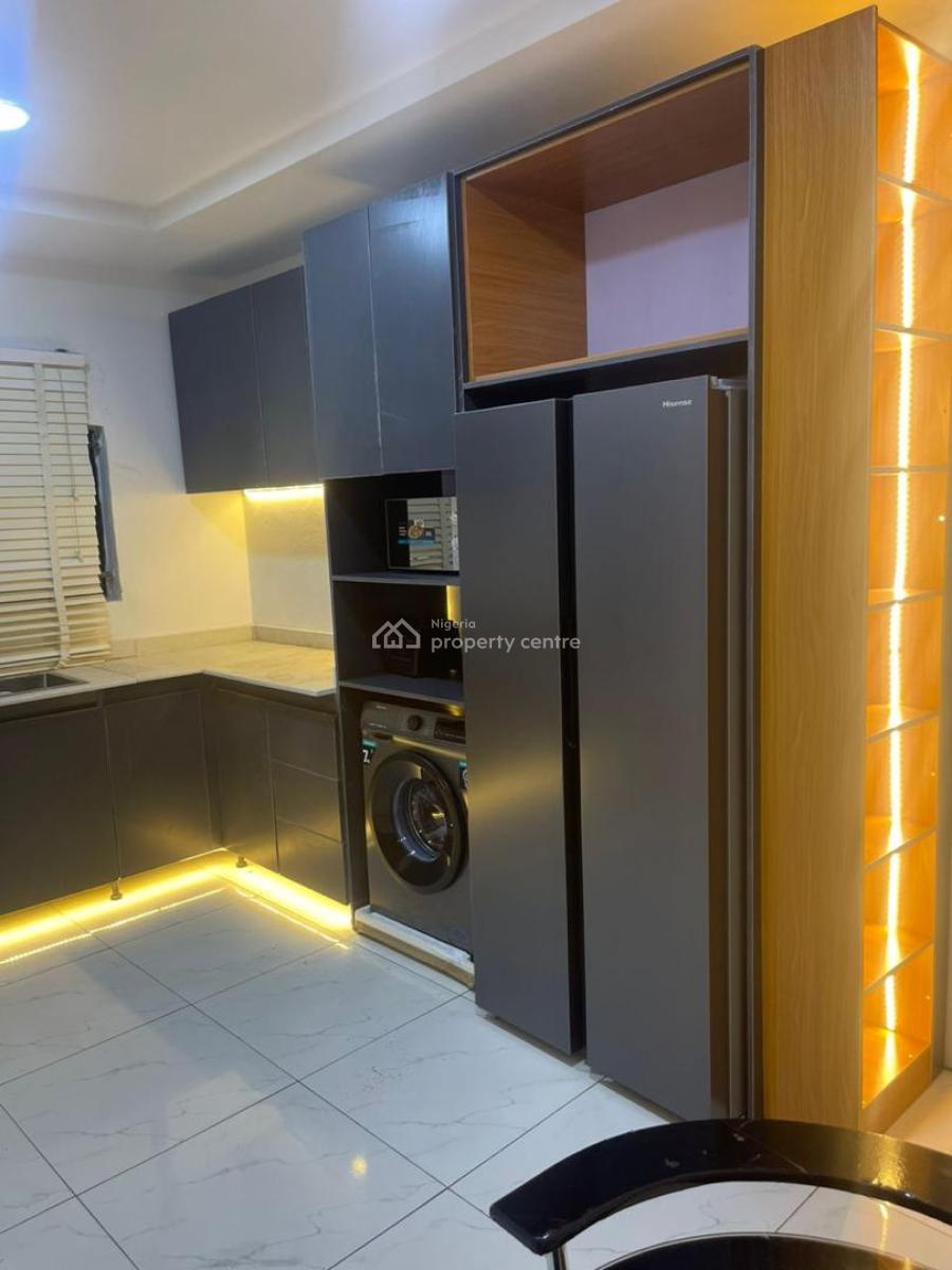 Luxury 4 Bedroom +snooker, Wuse 2, Abuja, Flat / Apartment Short Let