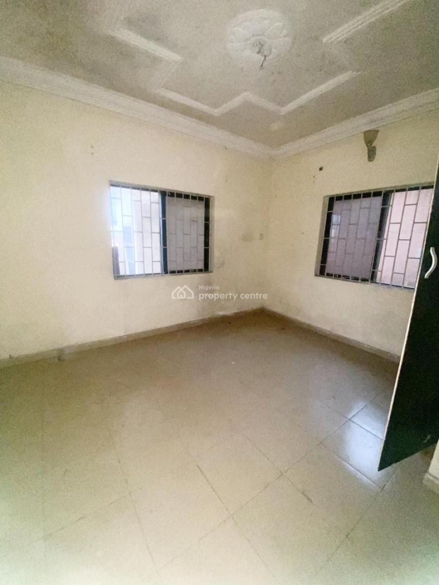 a Spacious 3 Bedroom Apartment, River Valley, Ojodu Berger, Ojodu, Lagos, Flat / Apartment for Rent