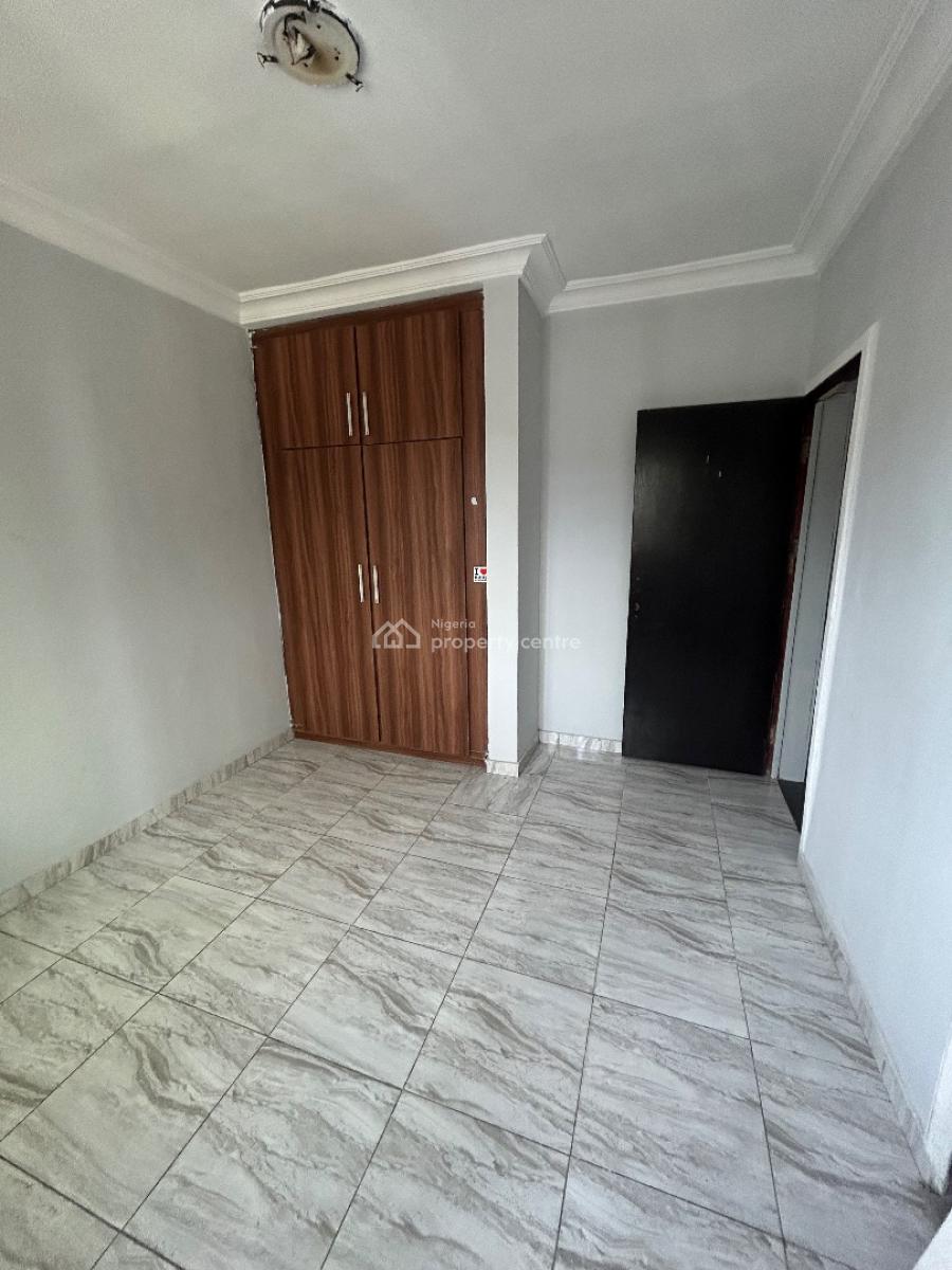 Well Maintained and Spacious 3bedroom Apartment, Orchid Estate, Lekki, Lagos, Flat / Apartment for Rent