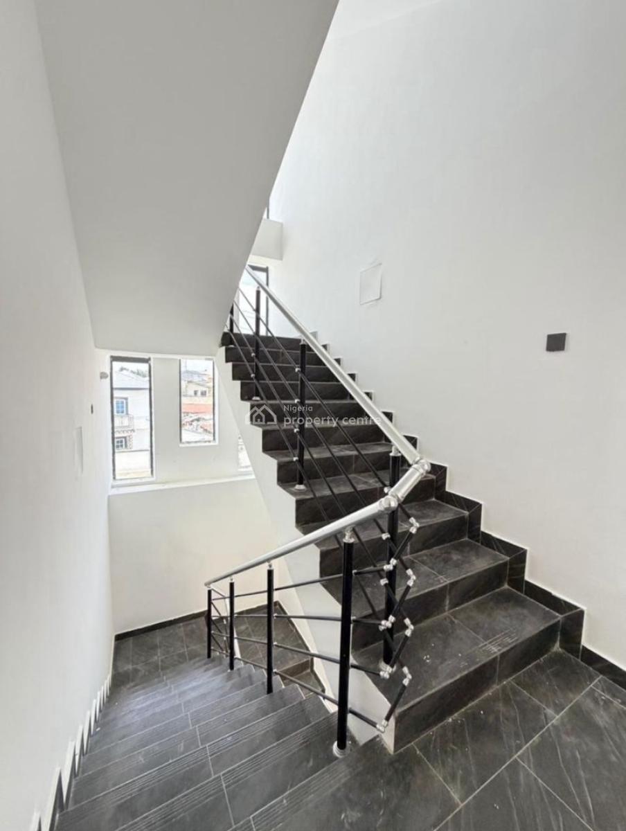 Lovely 2 Bedroom Apartment, Ologolo, Lekki, Lagos, Flat / Apartment for Rent