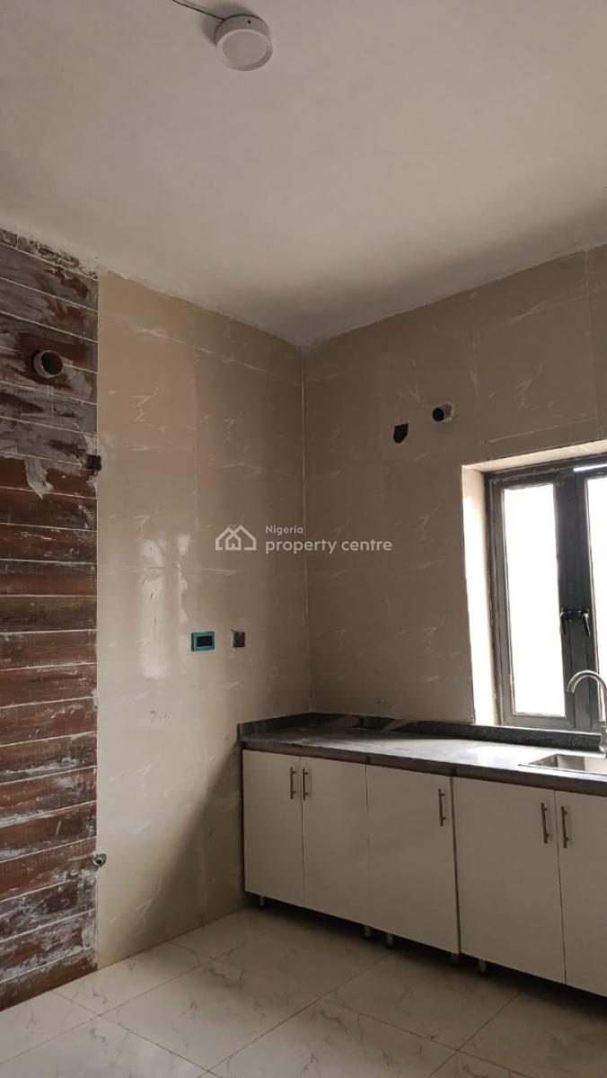 2 Bedroom Flat in a Gated and Secured Estate, Vgc Extension, Harris Drive, Vgc, Lekki, Lagos, Flat / Apartment for Rent