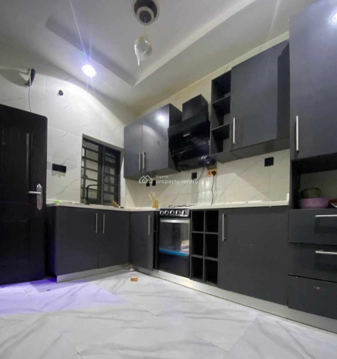 Standard 2 Bedrooms Duplex, Abraham Adesanya, Ajah, Lagos, Terraced Duplex for Rent