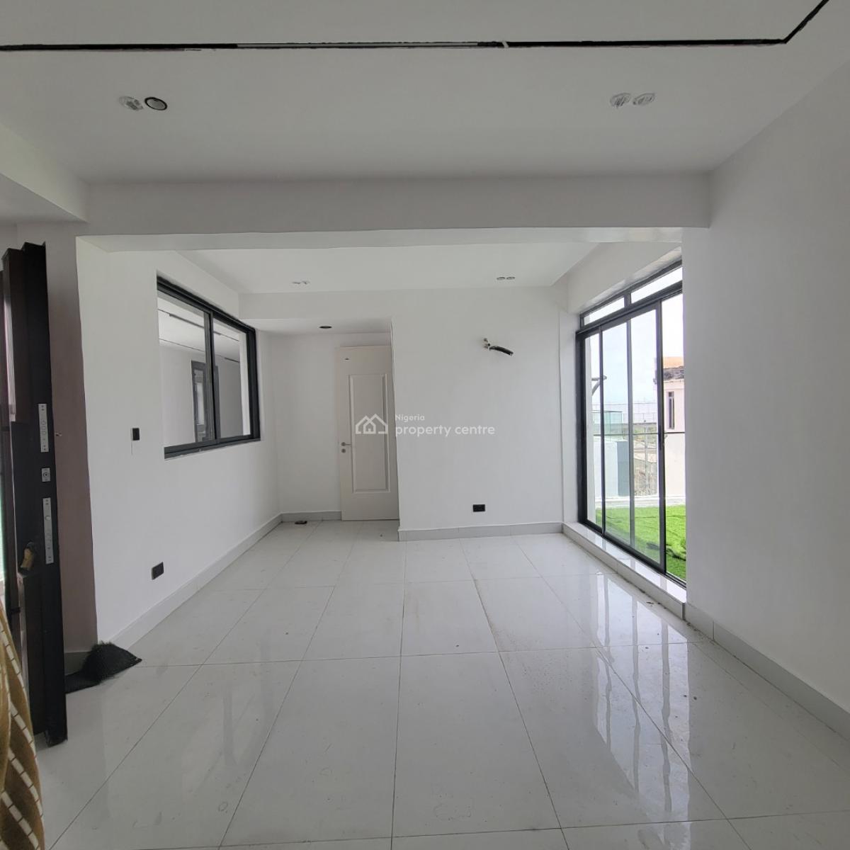 Amazing 3 Bedroom Penthouse with a Bq and Elevator, Ikate, Lekki, Lagos, Flat / Apartment for Sale