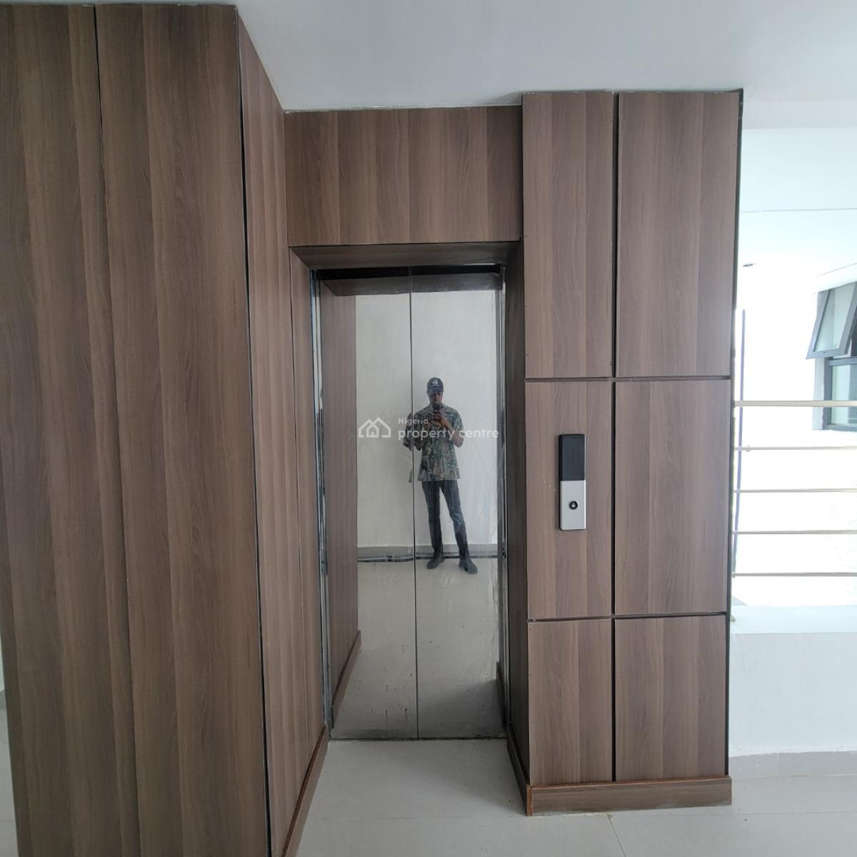 Amazing 3 Bedroom Penthouse with a Bq and Elevator, Ikate, Lekki, Lagos, Flat / Apartment for Sale