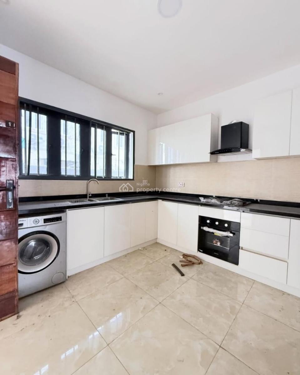 Luxurious 4 Bedroom, Lekki Phase 1, Lekki, Lagos, Terraced Duplex for Sale