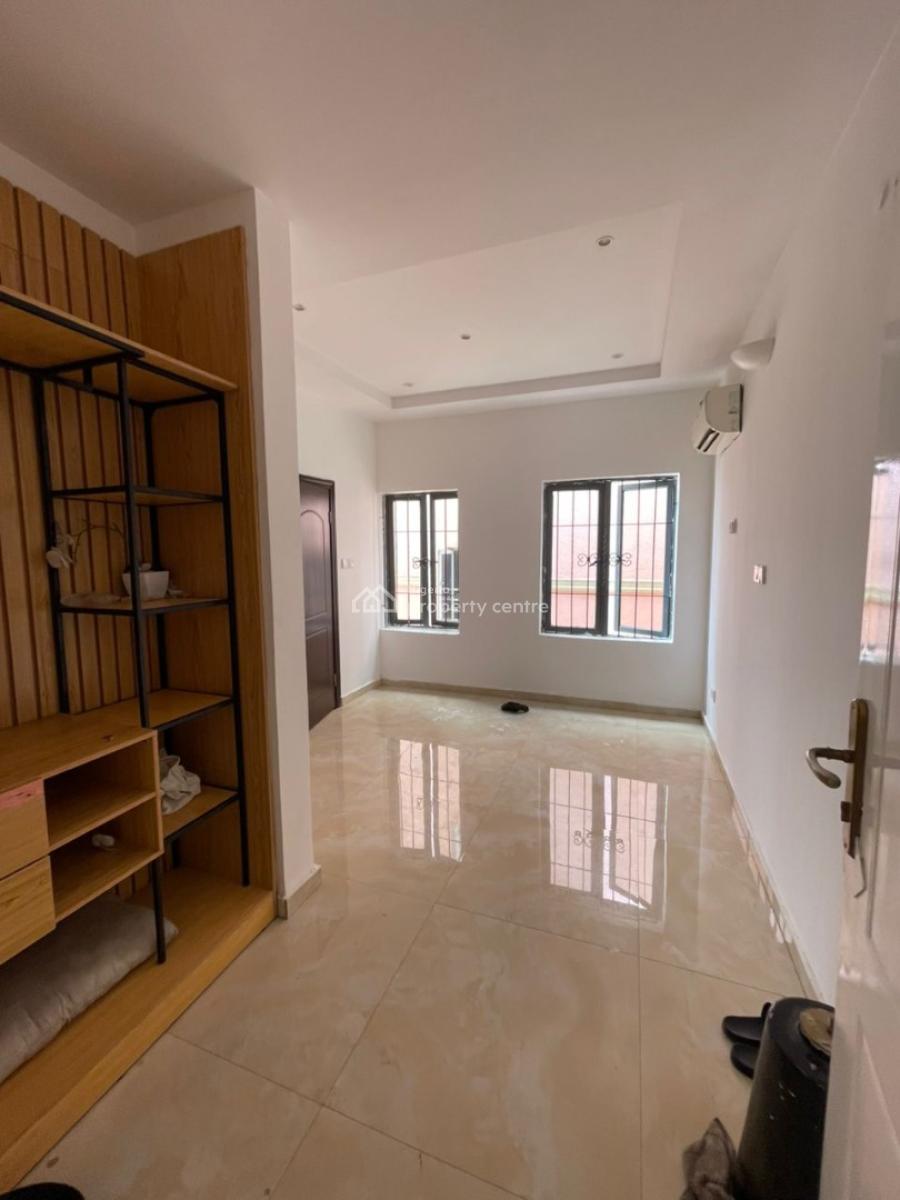 Lovely 3 Bedroom Apartment, Lekki Phase 1, Lekki, Lagos, Flat / Apartment for Rent