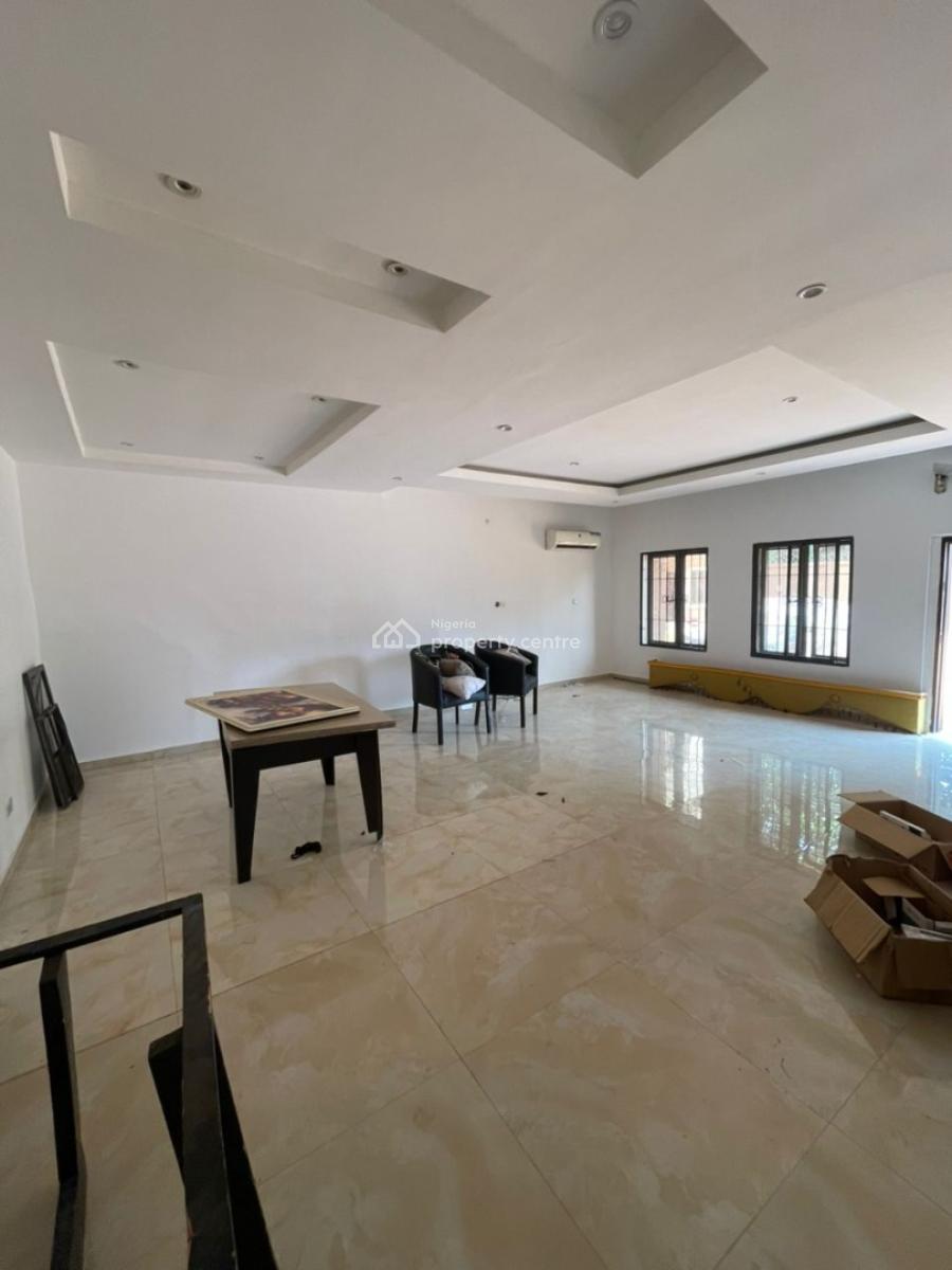 Lovely 3 Bedroom Apartment, Lekki Phase 1, Lekki, Lagos, Flat / Apartment for Rent