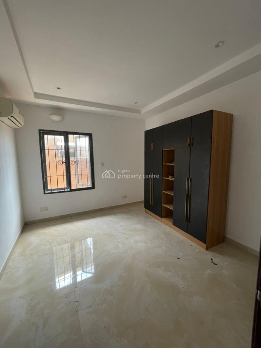Lovely 3 Bedroom Apartment, Lekki Phase 1, Lekki, Lagos, Flat / Apartment for Rent