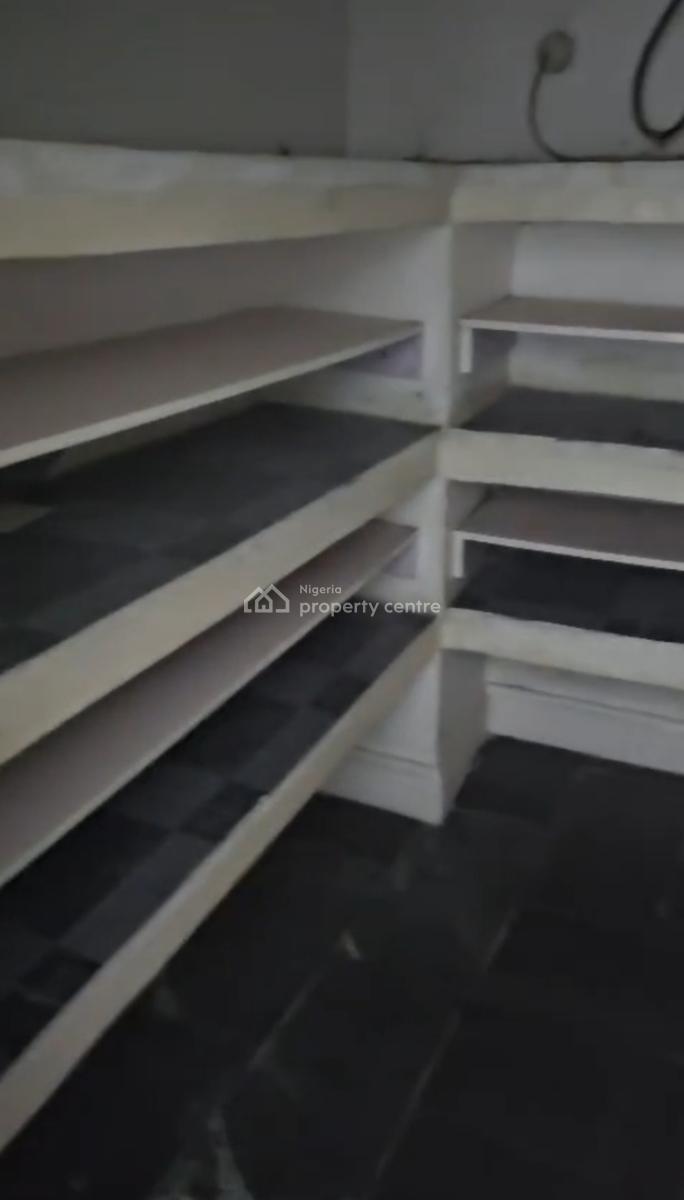 Clean Furnished 3 Bedroom Flat with Bq, Tarred Road, Garki 2, Garki, Abuja, Flat / Apartment for Rent