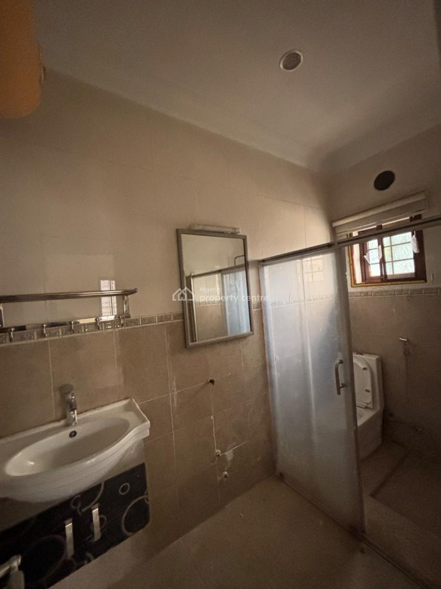 Newly Renovated 3 Bedroom Apartment, Next Cash and Carry, Kado, Abuja, Flat / Apartment for Rent