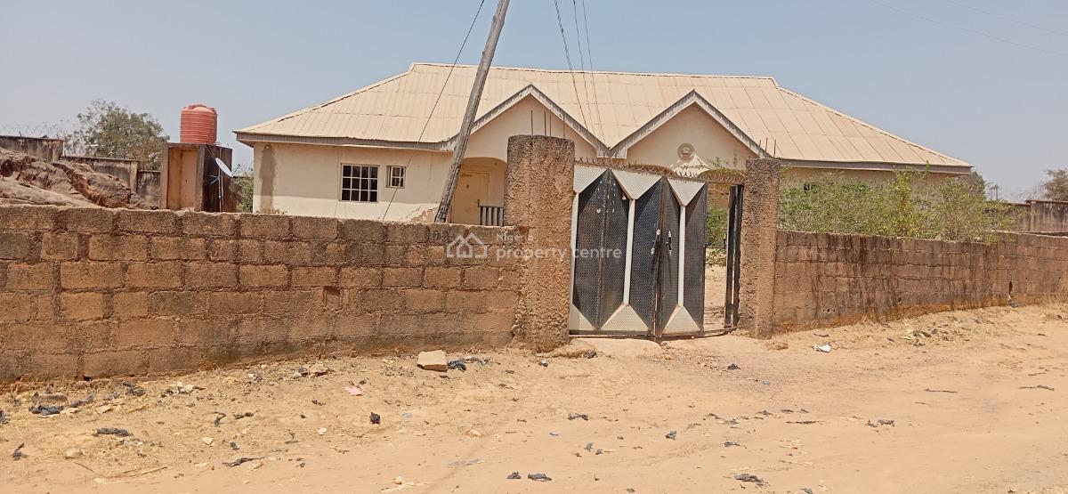 3-bedroom Twin Flat Bungalow, Off Kwang Road, Behind Ndlea Training School, Lamingo, Jos South, Plateau, Detached Bungalow for Sale