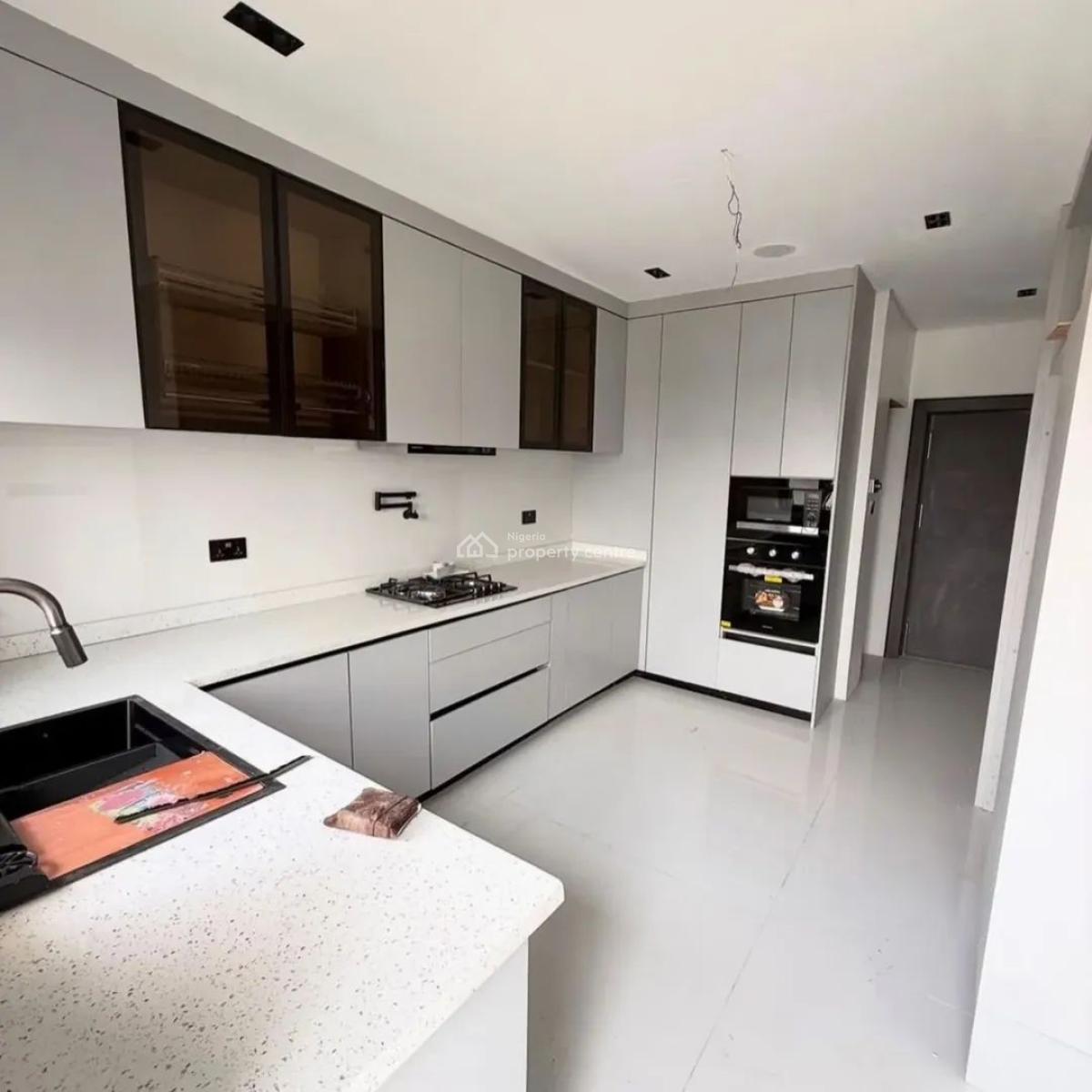 a Smart 3 Bedroom Fully Automated Apartment with Boys Quarters, Jahi, Abuja, Block of Flats for Sale