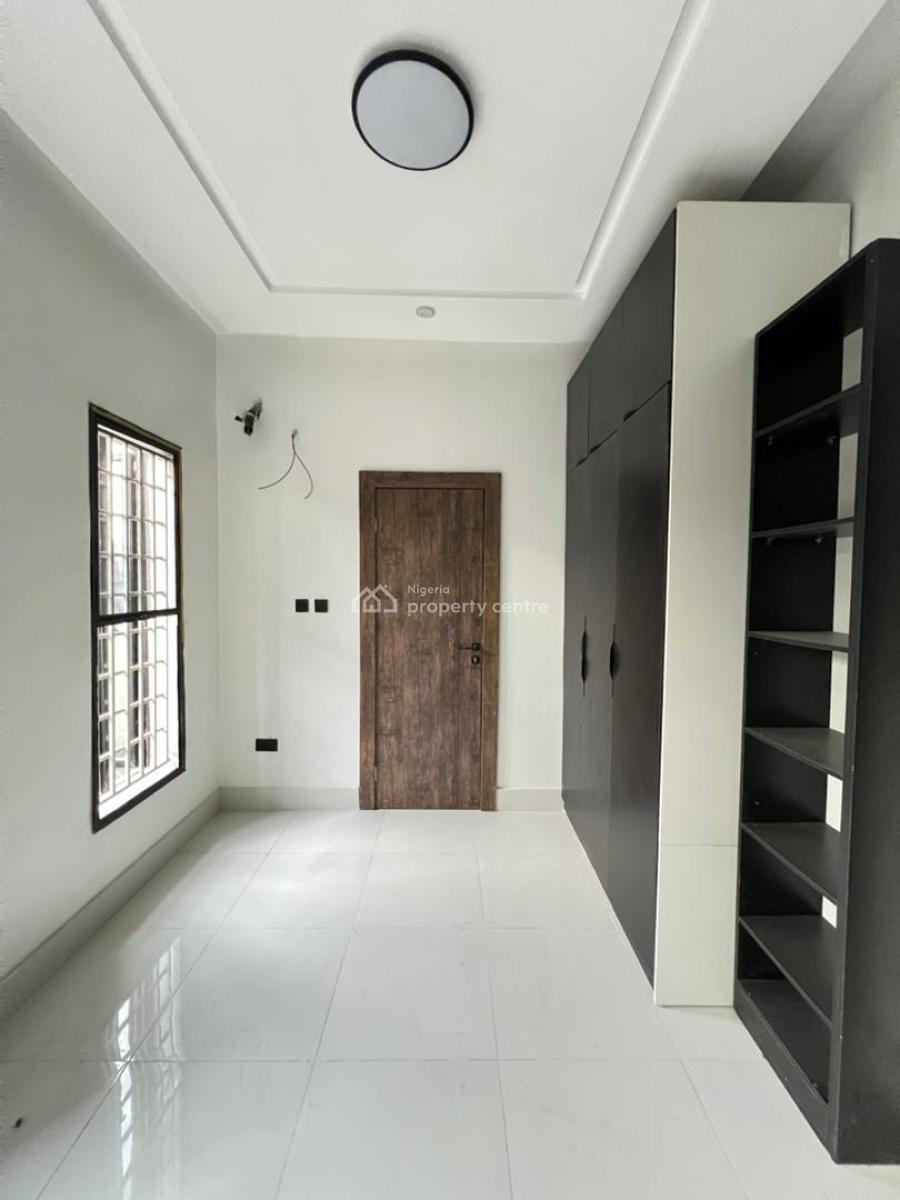 Spacious 2 Bedroom Apartment with Room & Parlour Bq, Ajah, Lagos, Flat / Apartment for Sale