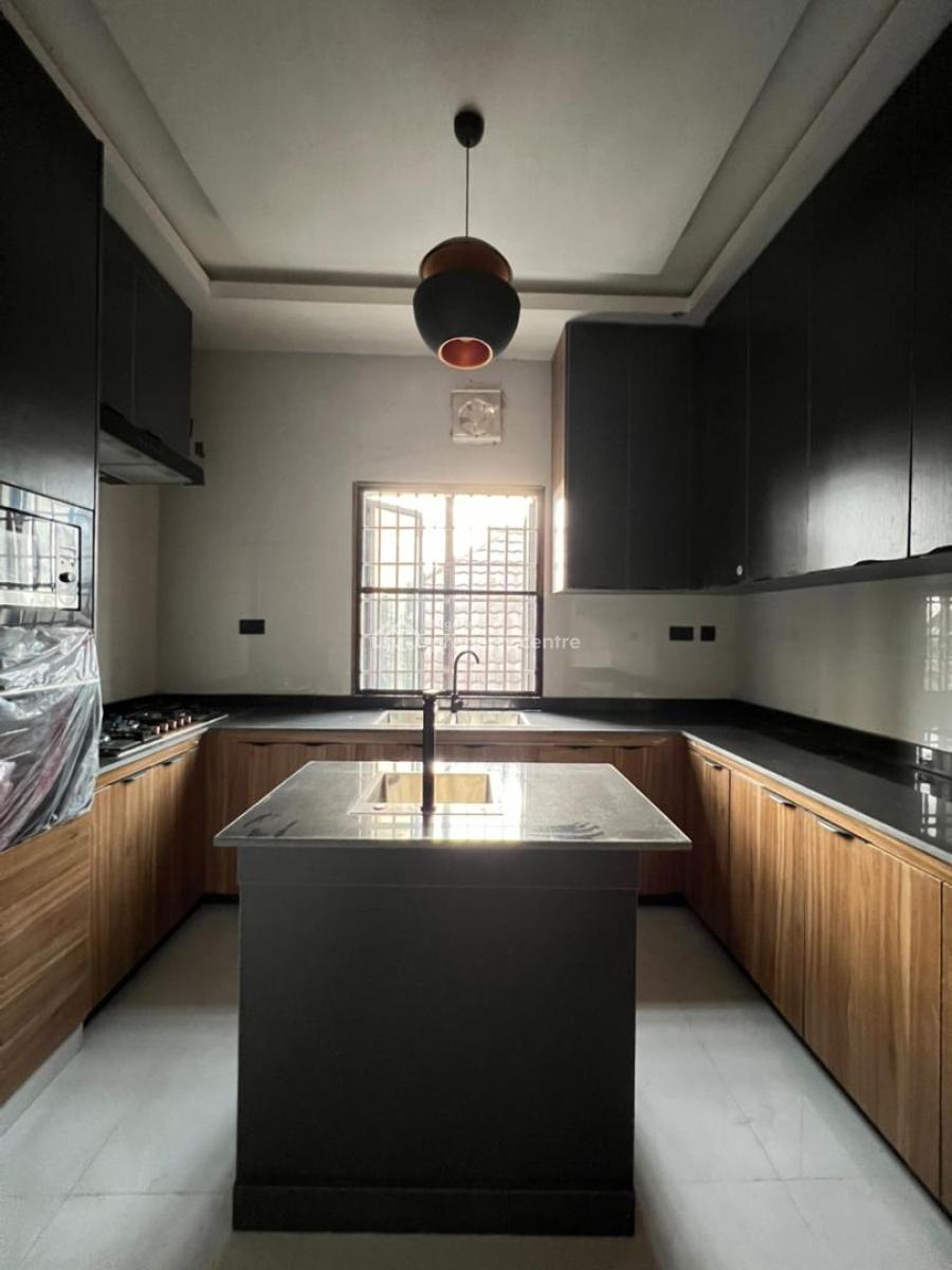 Spacious 2 Bedroom Apartment with Room & Parlour Bq, Ajah, Lagos, Flat / Apartment for Sale