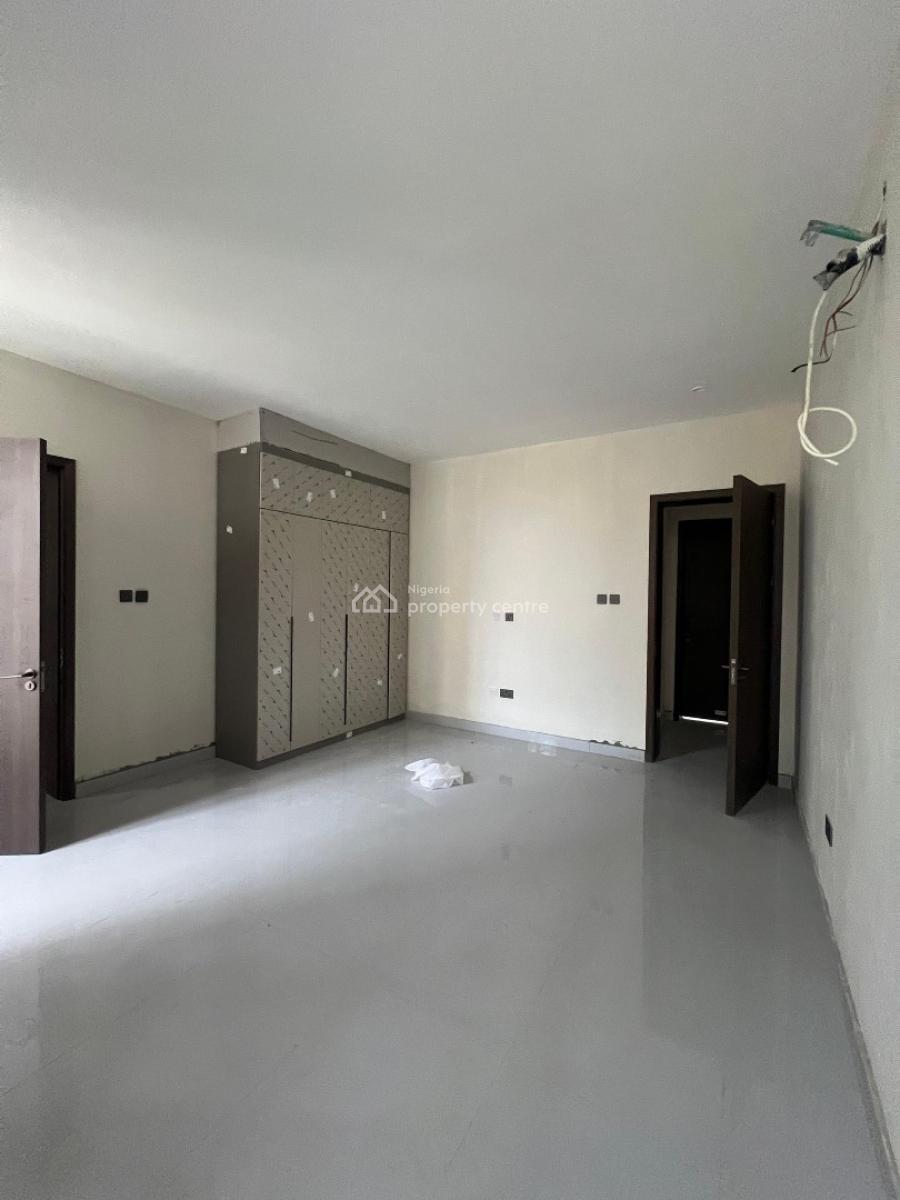 Luxury 2 Bedroom Apartment, Lekki Phase 1, Lekki, Lagos, Flat / Apartment for Sale