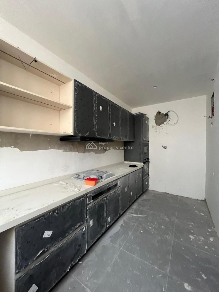 Luxury 2 Bedroom Apartment, Lekki Phase 1, Lekki, Lagos, Flat / Apartment for Sale