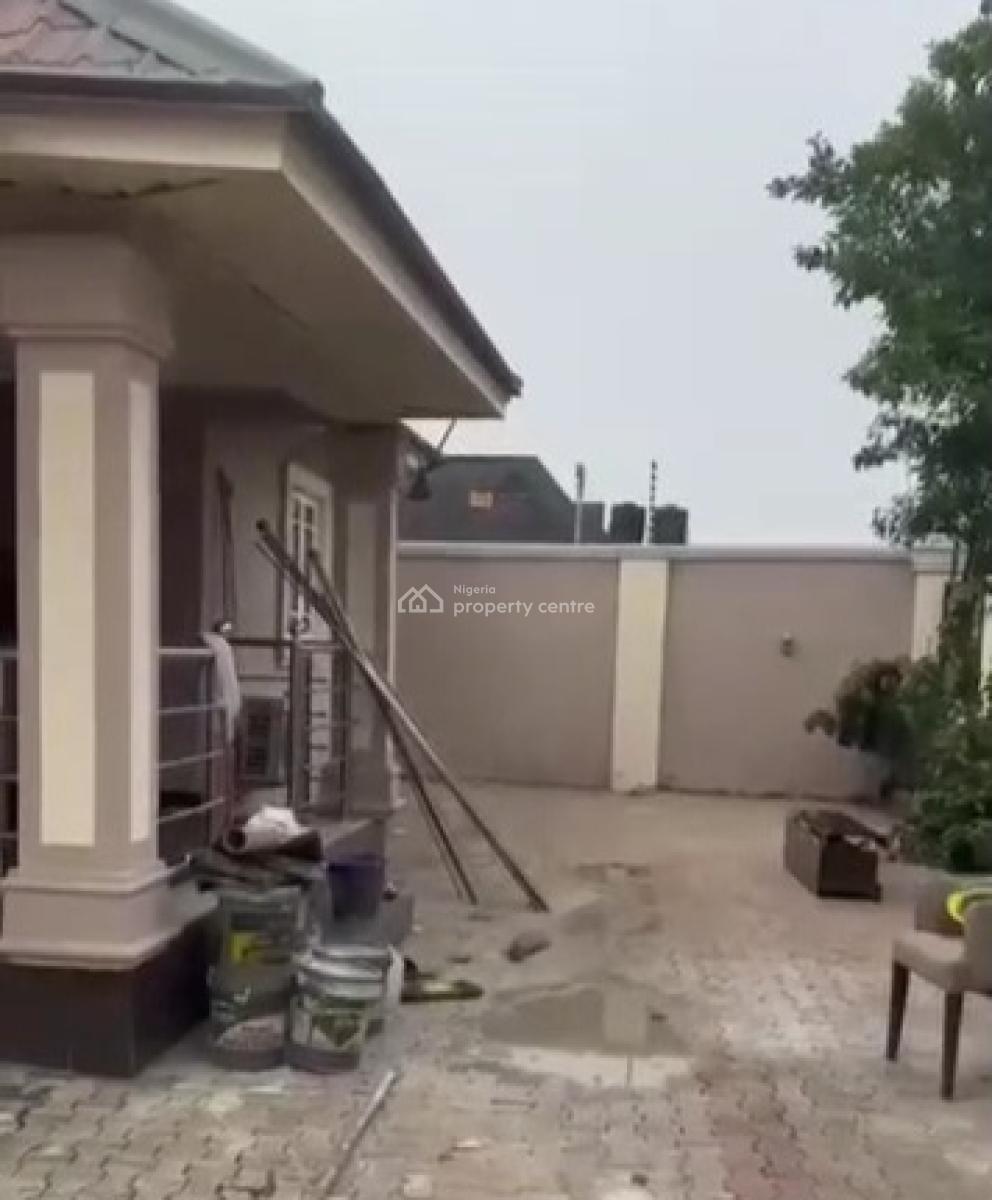 2 Flats of 3 & 2 Bedrooms Each 100ft By 100ft Land, Ogumwenyin Road, Off Ugbor Central,, Benin, Oredo, Edo, Block of Flats for Sale