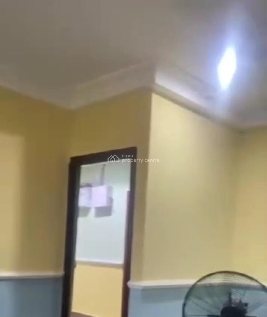 2 Flats of 3 & 2 Bedrooms Each 100ft By 100ft Land, Ogumwenyin Road, Off Ugbor Central,, Benin, Oredo, Edo, Block of Flats for Sale