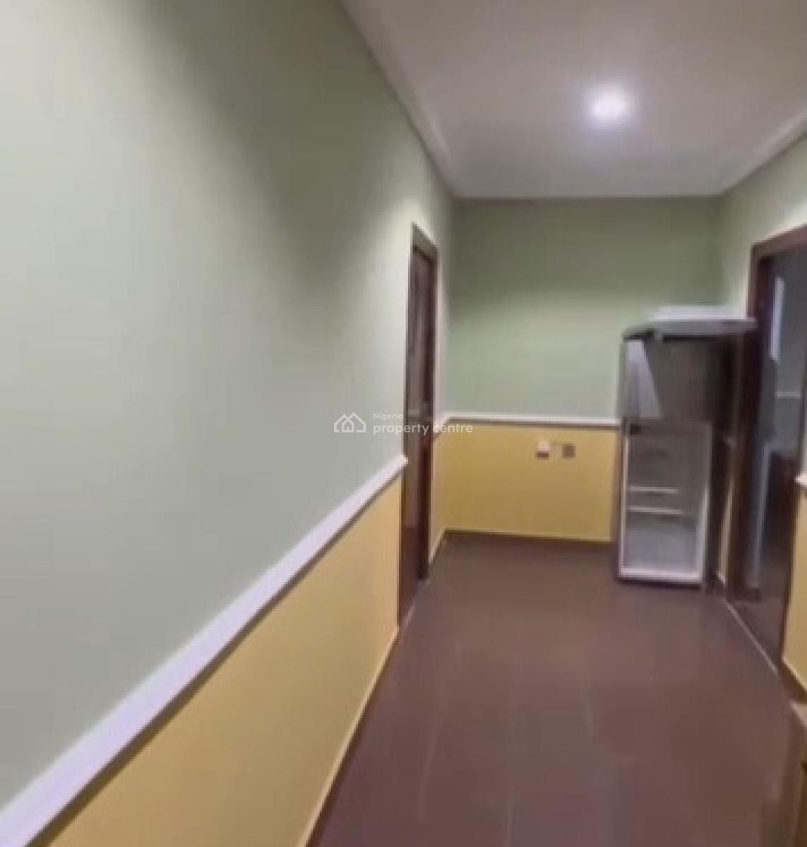 2 Flats of 3 & 2 Bedrooms Each 100ft By 100ft Land, Ogumwenyin Road, Off Ugbor Central,, Benin, Oredo, Edo, Block of Flats for Sale