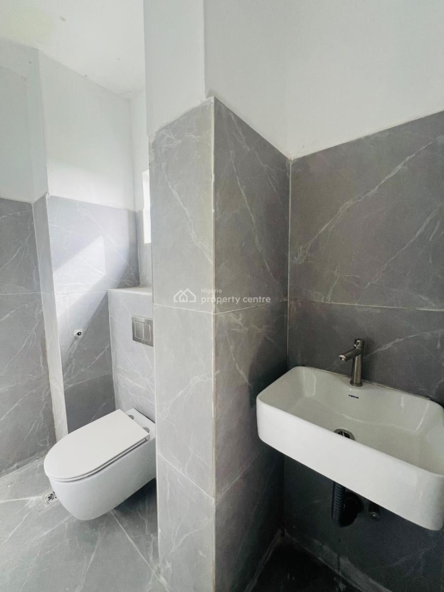 Well Built 3bedroom Apartment, Lekki Phase 1, Lekki, Lagos, Flat / Apartment for Rent