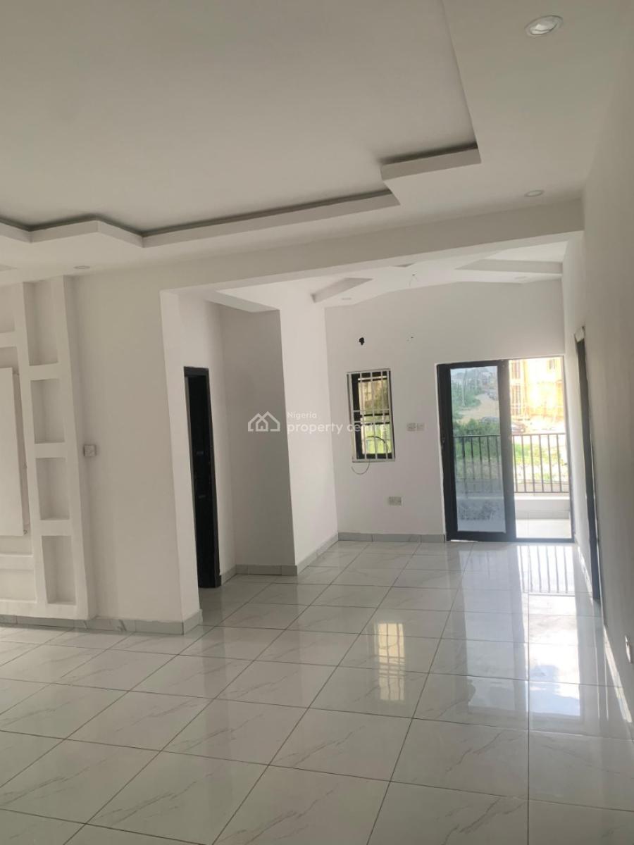 3 Bedroom Flat Up, Mellenium Estate, Gbagada, Lagos, Flat / Apartment for Rent