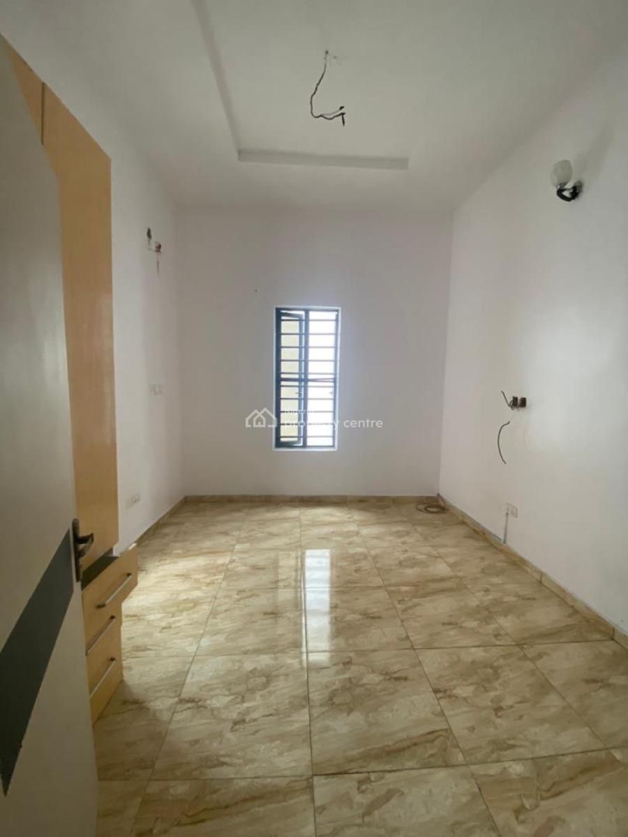 Luxury 1bed in a Shared Apartment in a Very Safe and Secured Estate, Orchid Road, Royal Pine Estate, Lekki, Lagos, Self Contain (single Rooms) for Rent