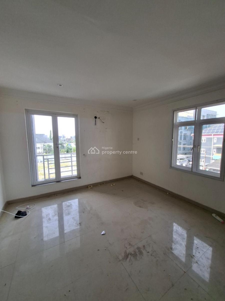 Spacious 2 Bedroom Apartment, Lekki Right, Lekki Phase 1, Lekki, Lagos, Flat / Apartment for Rent