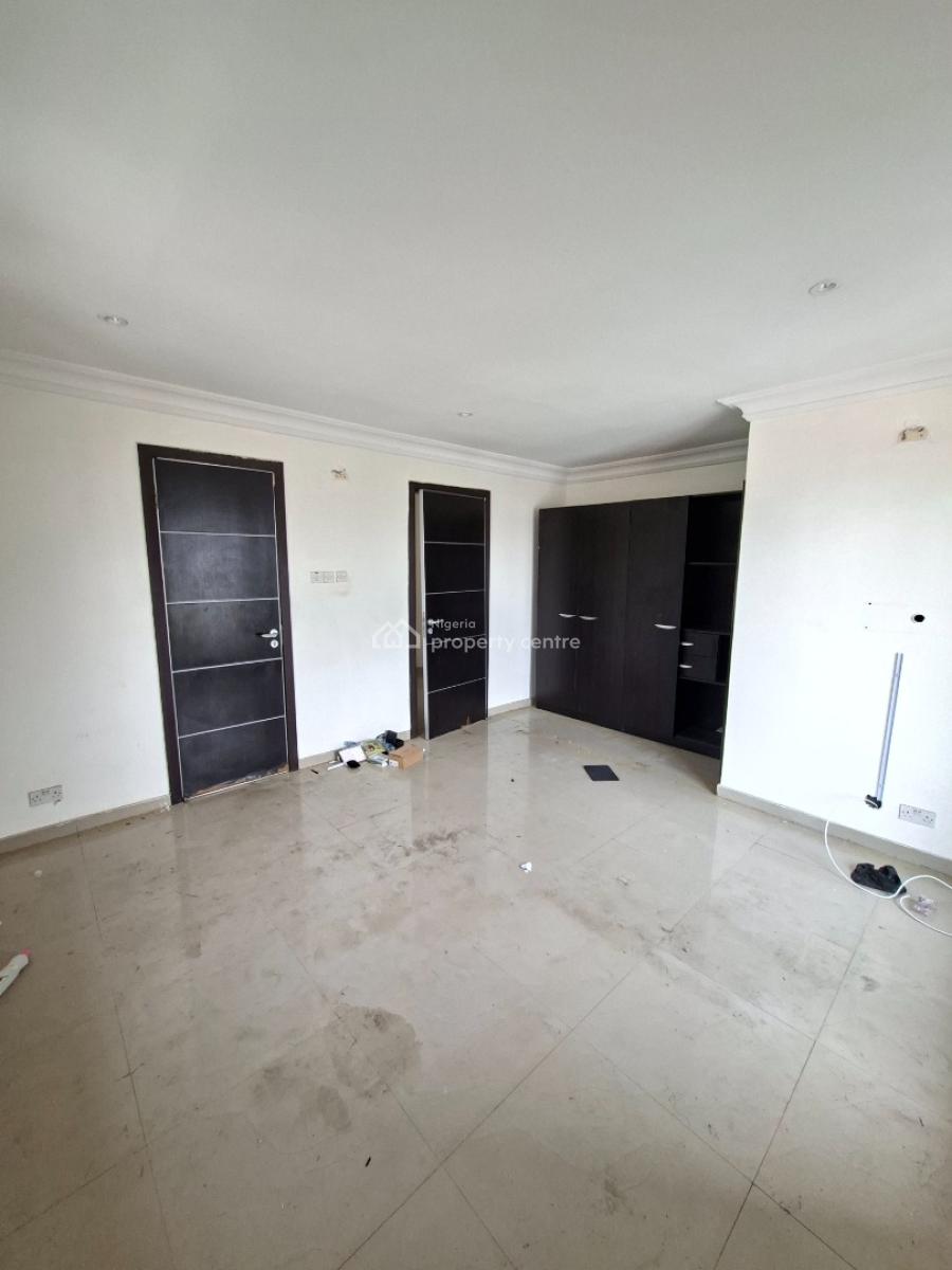 Spacious 2 Bedroom Apartment, Lekki Right, Lekki Phase 1, Lekki, Lagos, Flat / Apartment for Rent