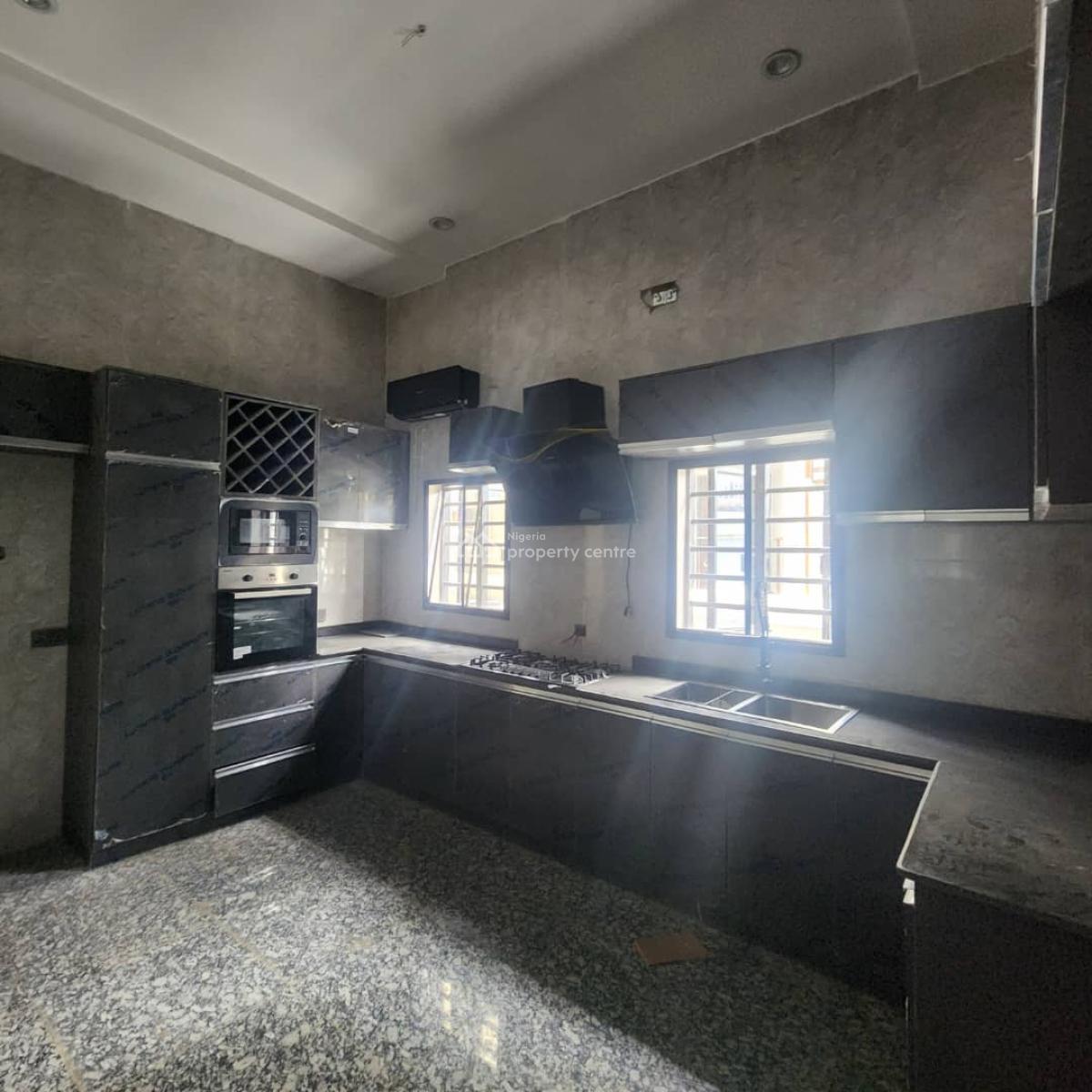 4 Bedroom Duplex with 2 Bedroom Bq, Old Bodija, Ibadan, Oyo, Semi-detached Duplex for Sale