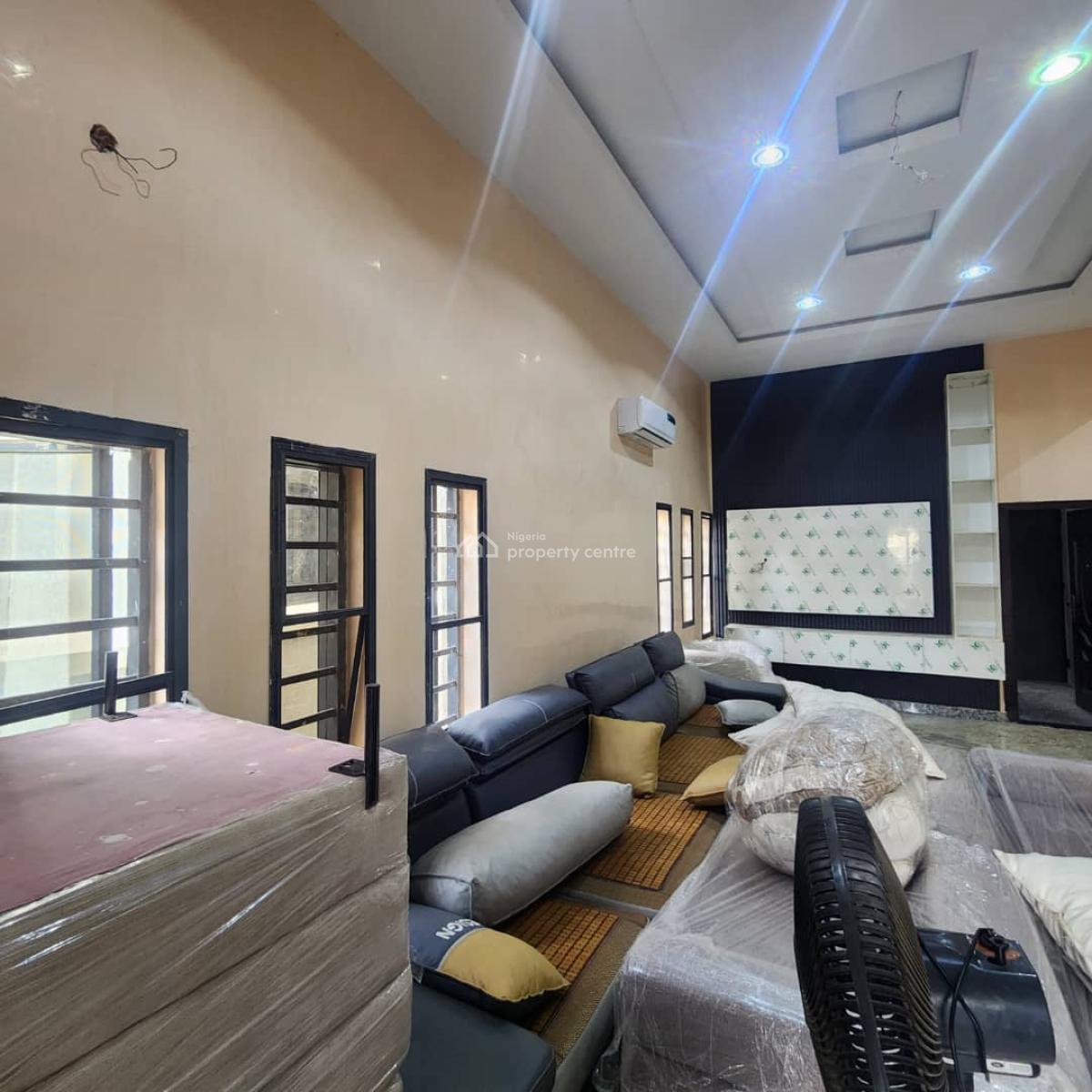 4 Bedroom Duplex with 2 Bedroom Bq, Old Bodija, Ibadan, Oyo, Semi-detached Duplex for Sale