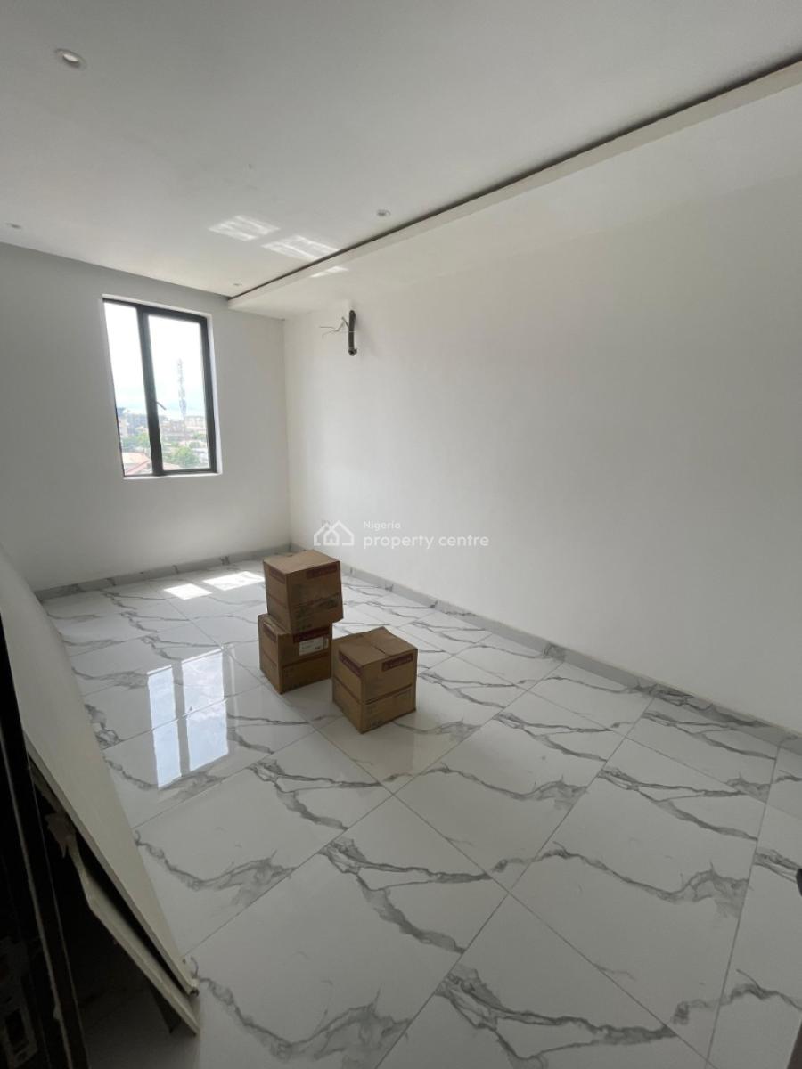 Luxury 4-bedroom Maisonette Duplex Overlooking The Atlantic Ocean, Victoria Island (vi), Lagos, Flat / Apartment for Sale