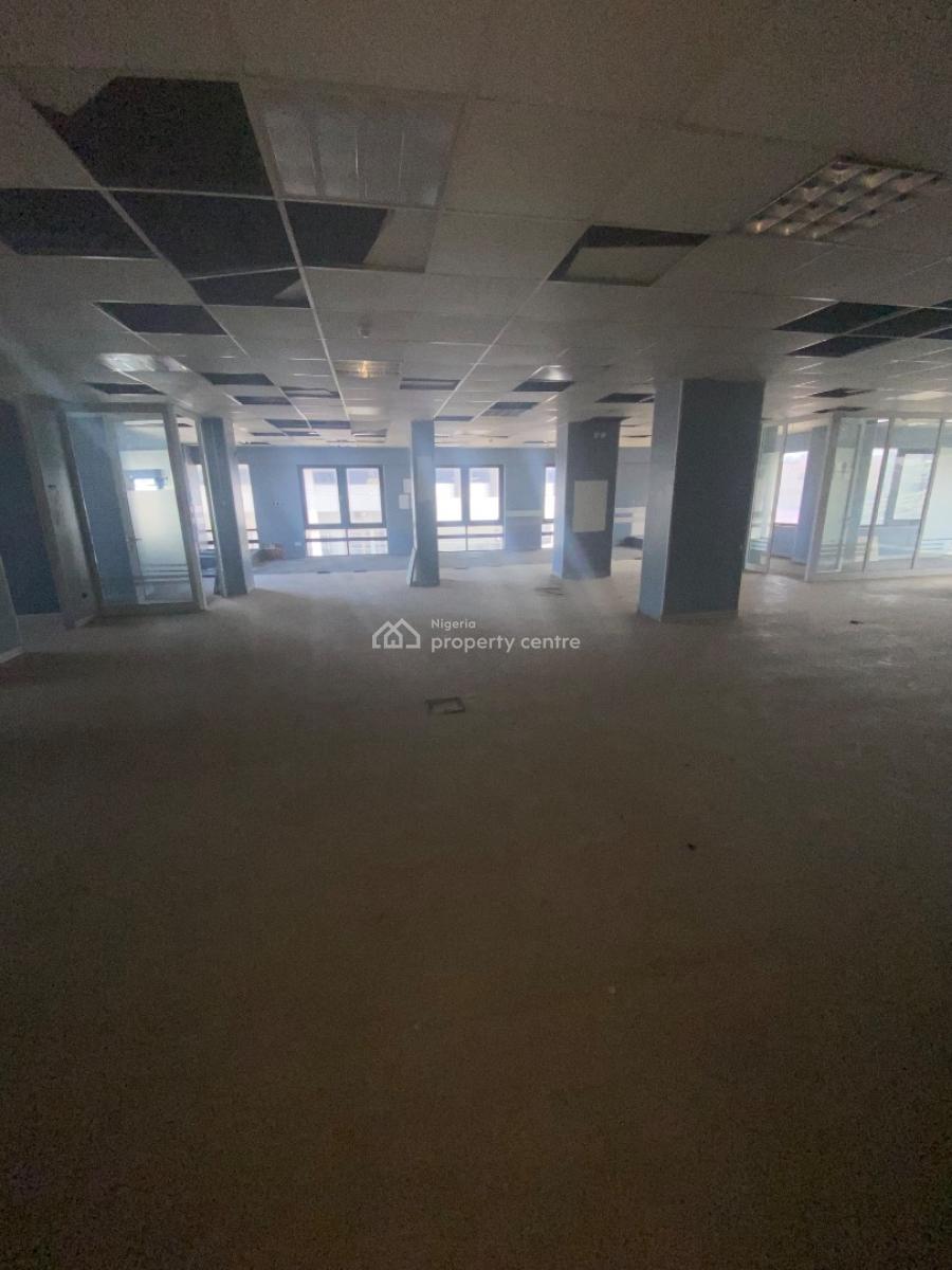 571 Square Meters Open Plan Office Space, Mobolaji Bank Anthony Way, Ikeja, Lagos, Office Space for Rent