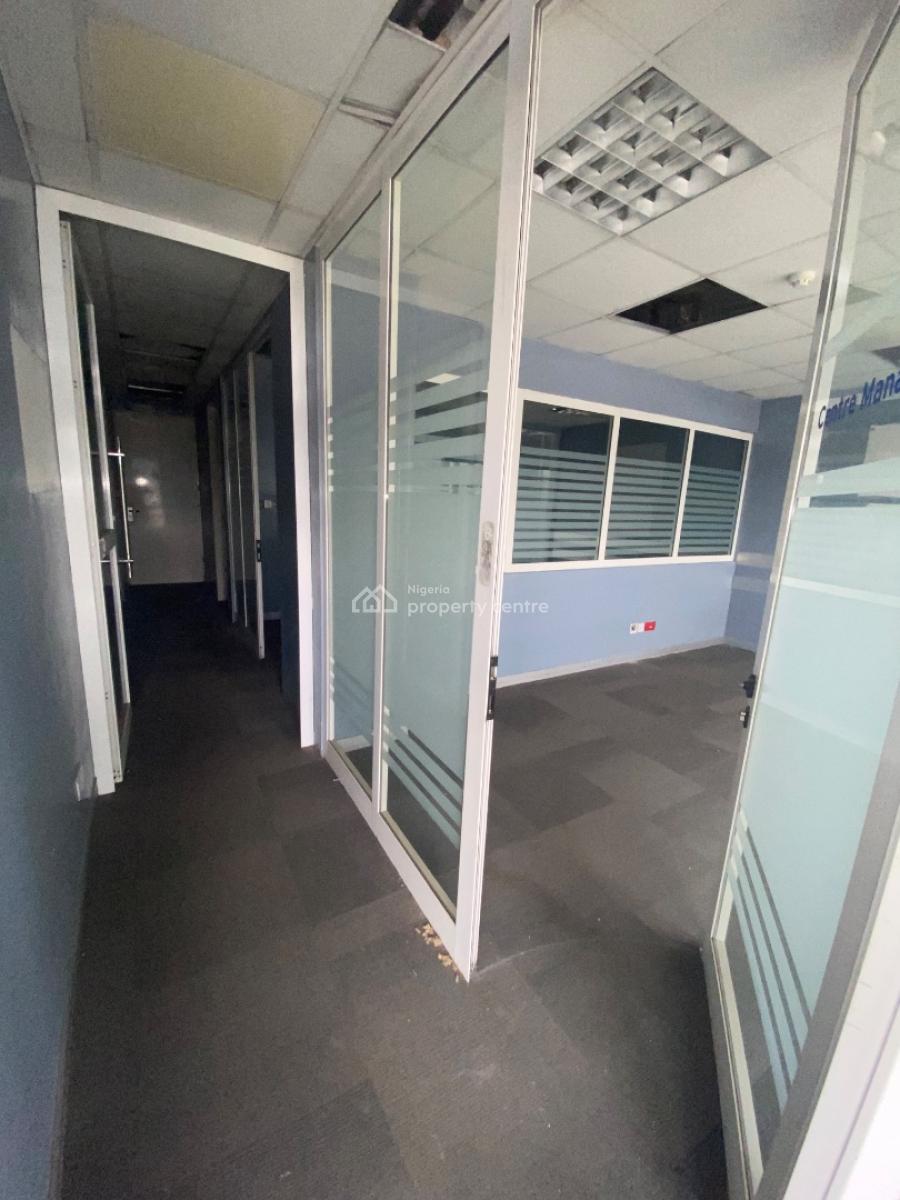 571 Square Meters Open Plan Office Space, Mobolaji Bank Anthony Way, Ikeja, Lagos, Office Space for Rent