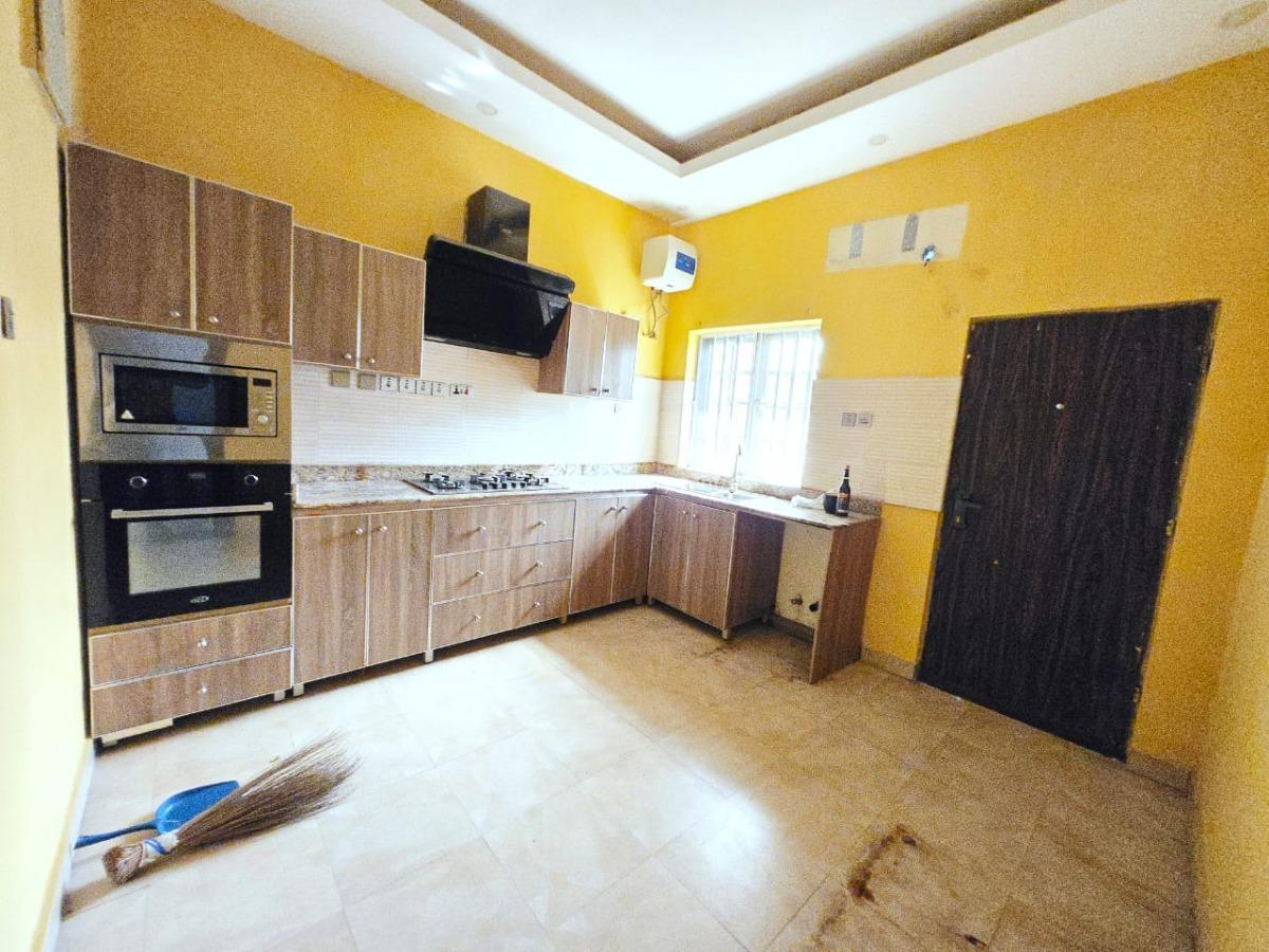 3 Bedroom Apartment with a Bq, Lekki Phase 1, Lekki, Lagos, Flat / Apartment for Rent