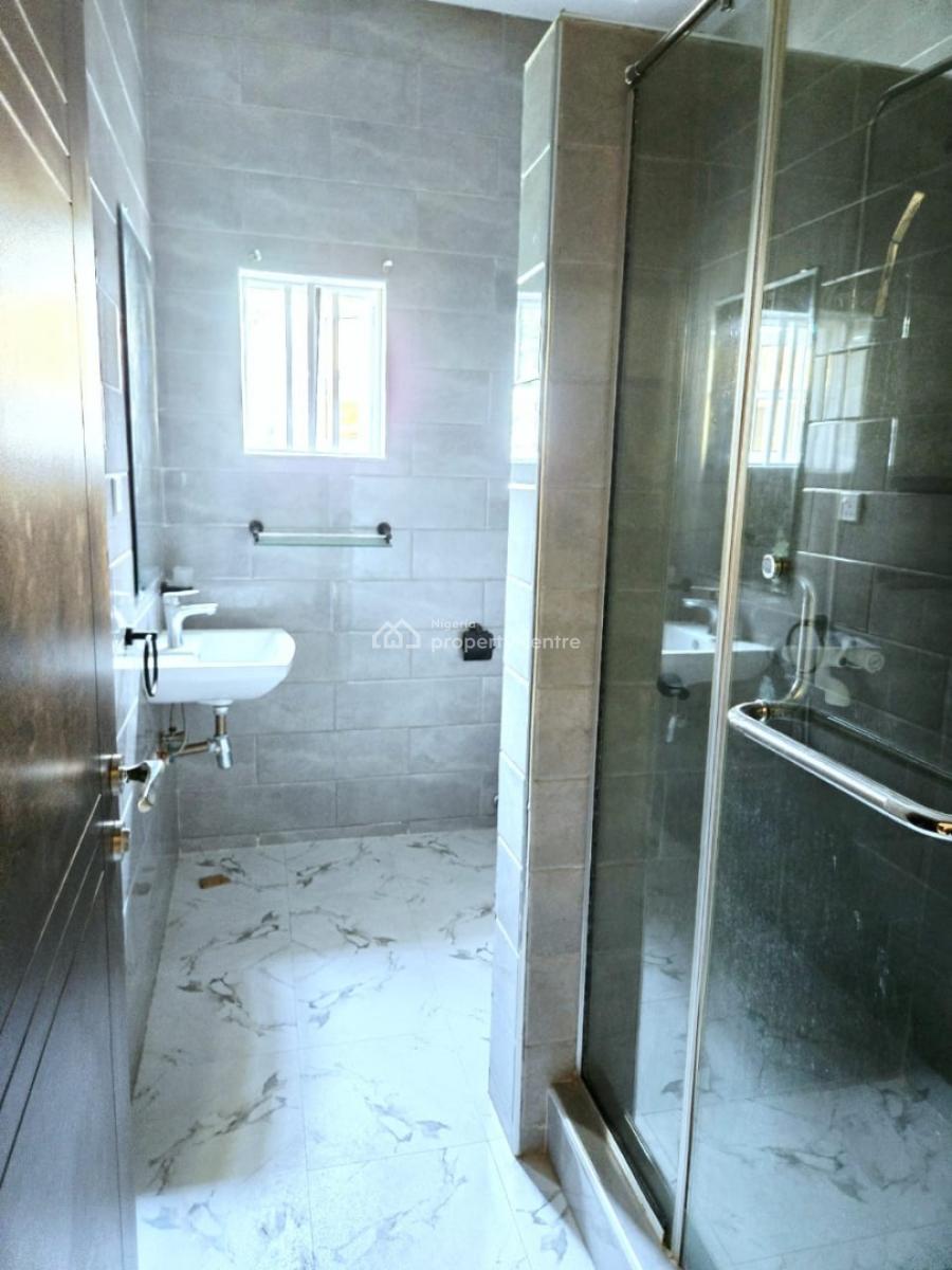 3 Bedroom Apartment with a Bq, Lekki Phase 1, Lekki, Lagos, Flat / Apartment for Rent