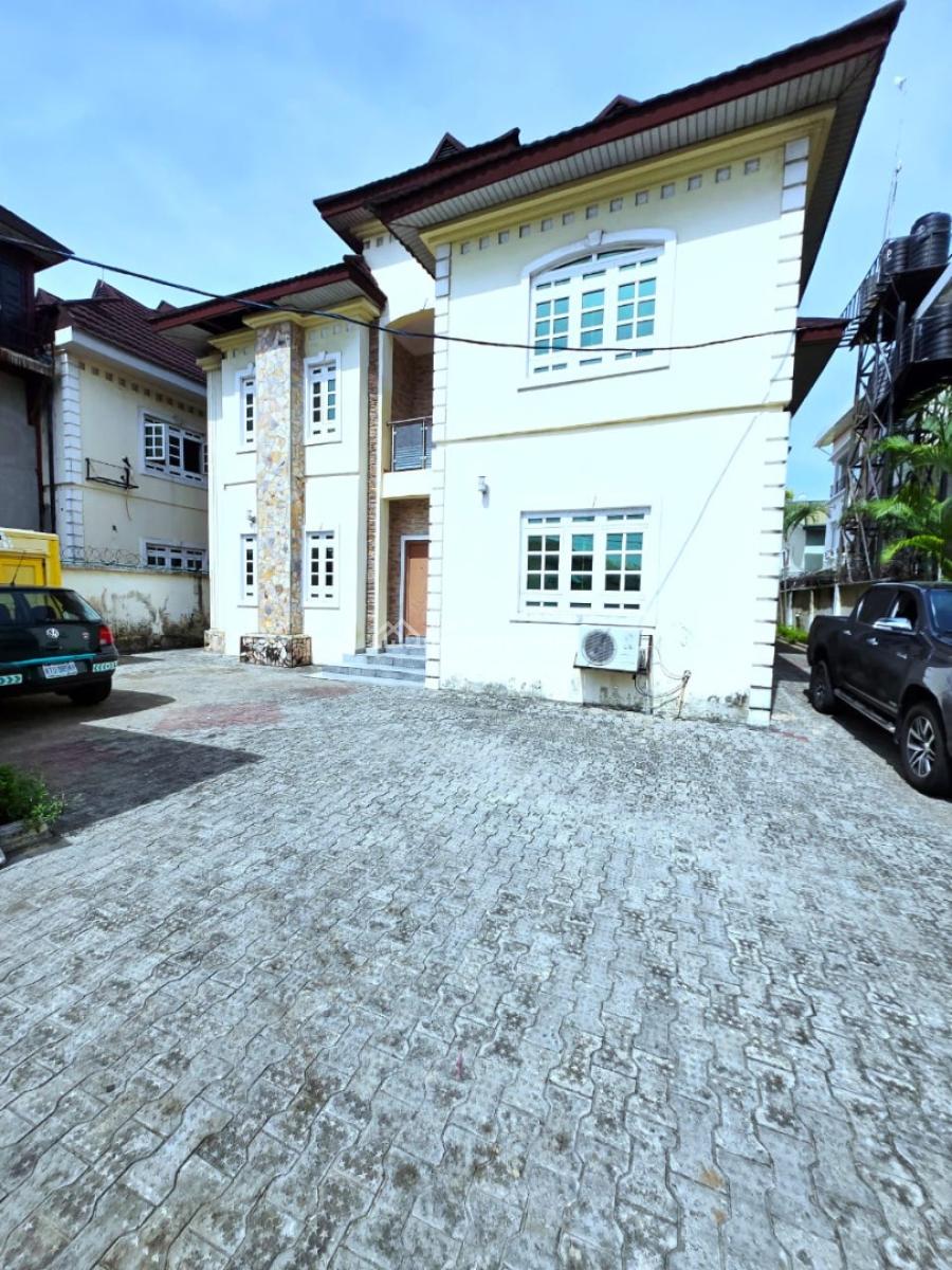 Spacious 3 Bedroom Apartment, Lekki Phase 1, Lekki, Lagos, Flat / Apartment for Rent