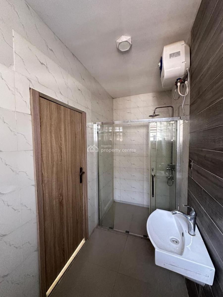 Massive Master Bedroom with Big Balcony, Royal Pine Estate Gate 3, Orchid Road, Lekki, Lagos, Self Contain (single Rooms) for Rent